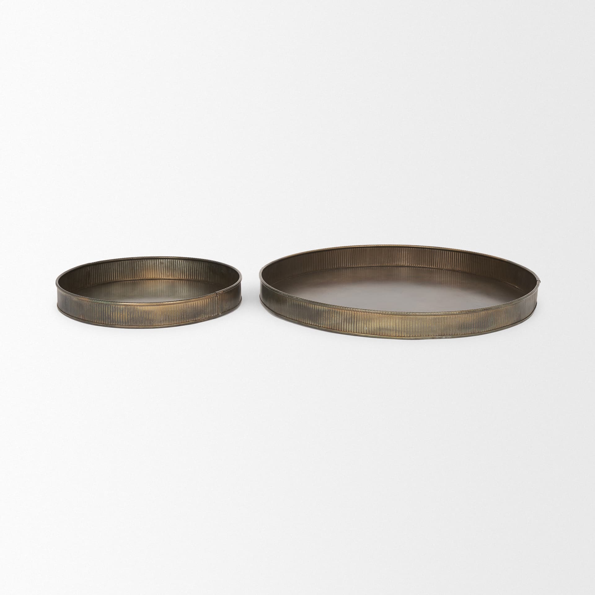 Varun Round Antiqued Brass Metal Tray (Set of 2) — product photograph