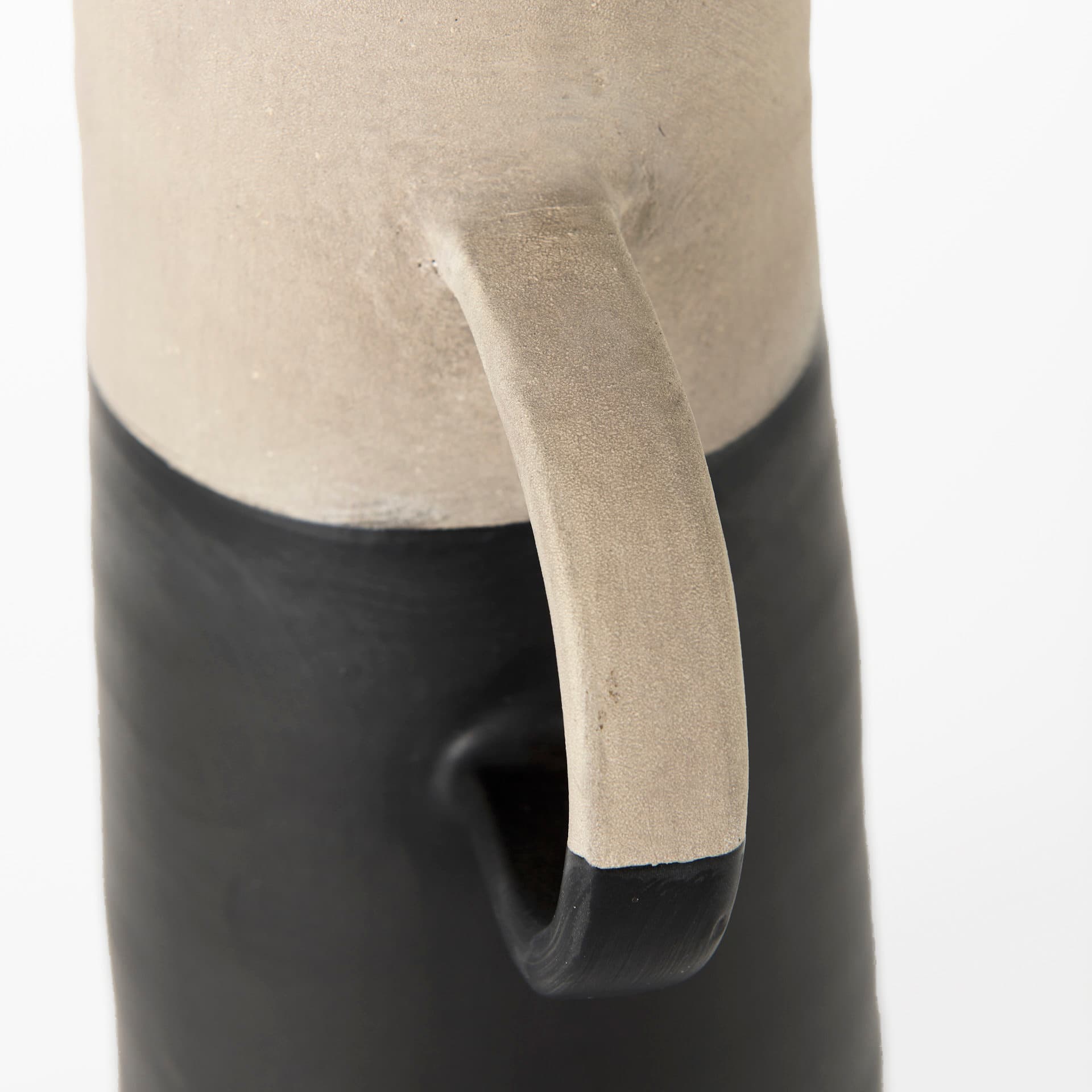 Garand Large 18.8H Two-Toned Black/Natural Ceramic Jug — product photograph