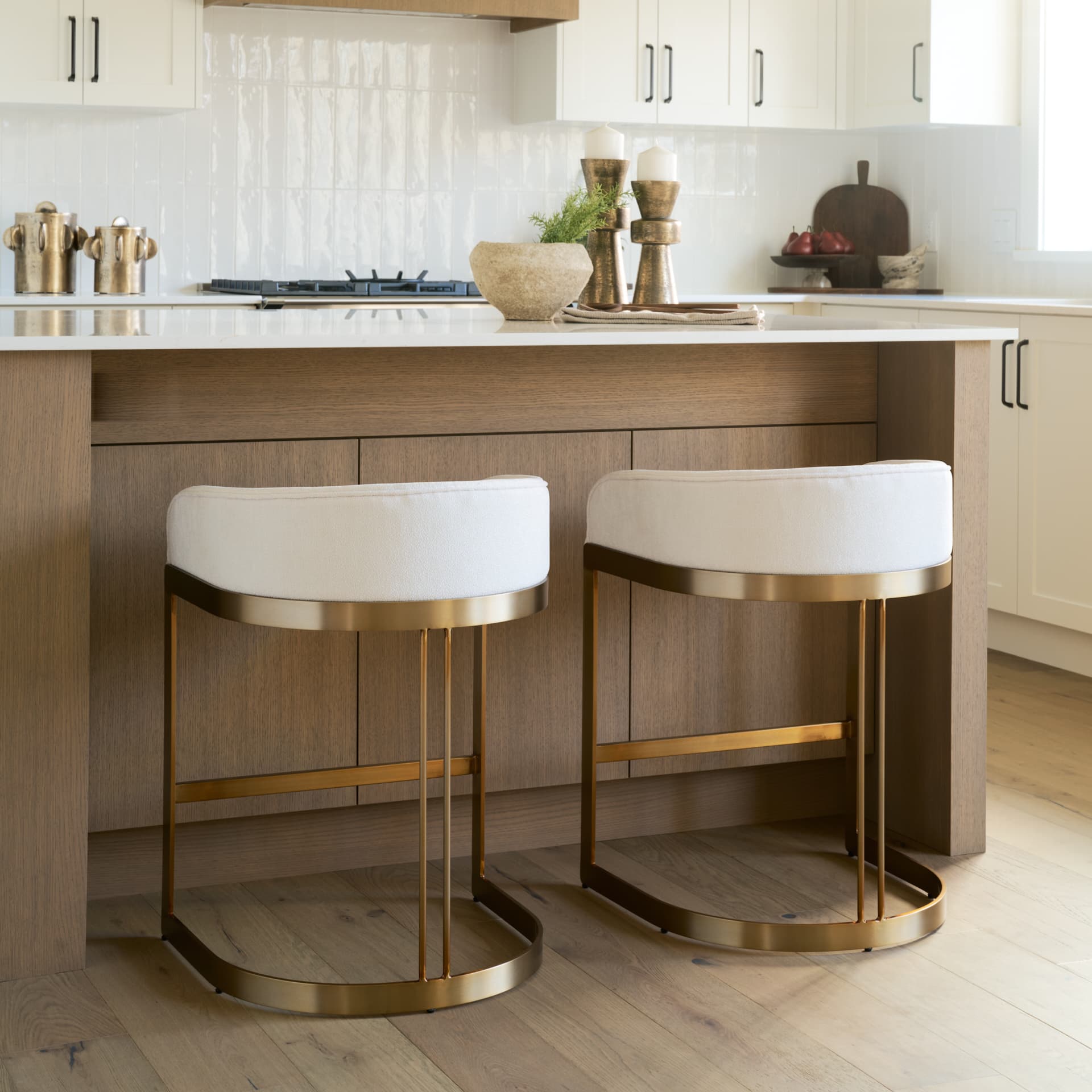 Hollyfield Low Back 28.7in Seat Bar Stool | II Cream Fabric w/ Counter — product photograph