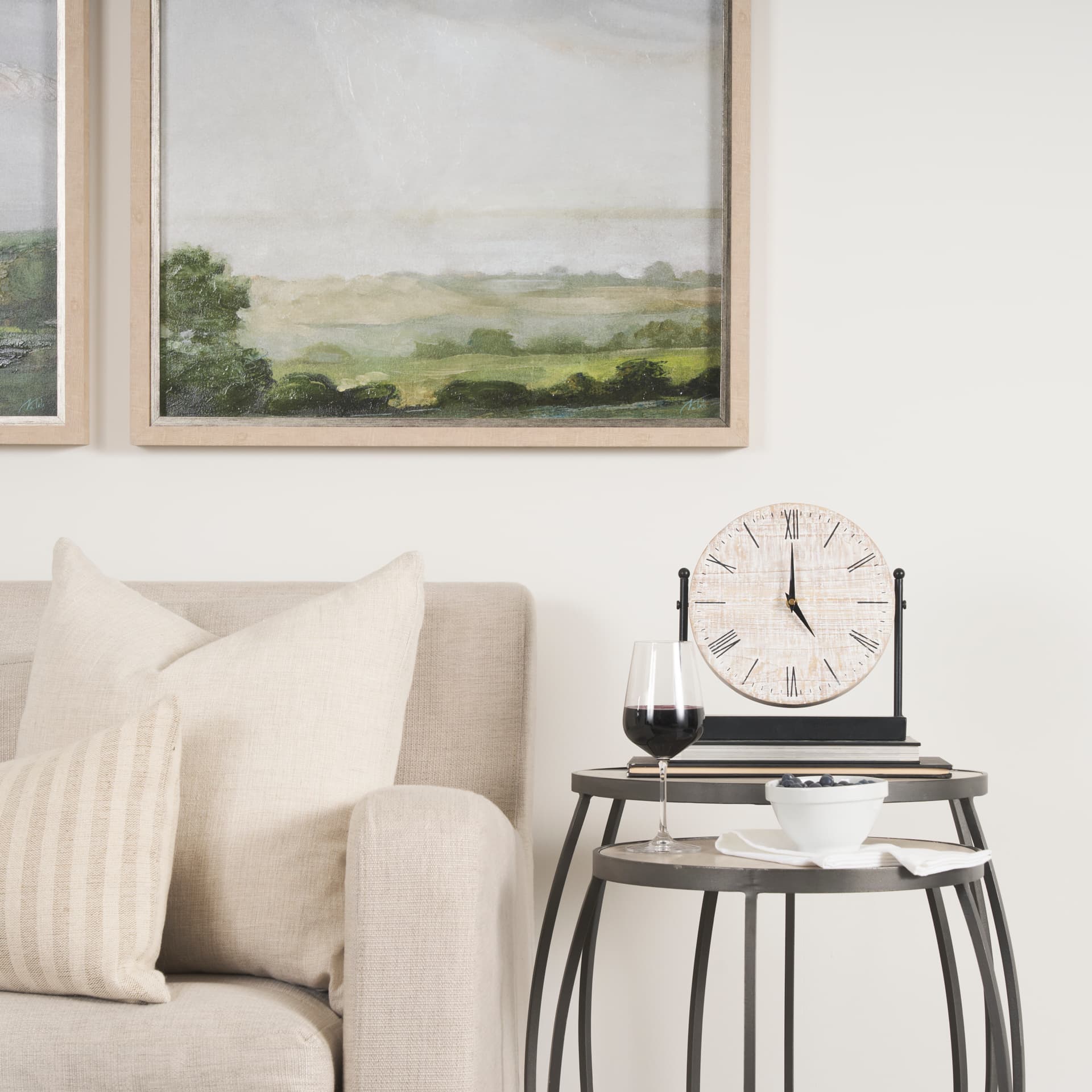 Raja Matte Black Metal w/ Wood Table Clock — product photograph