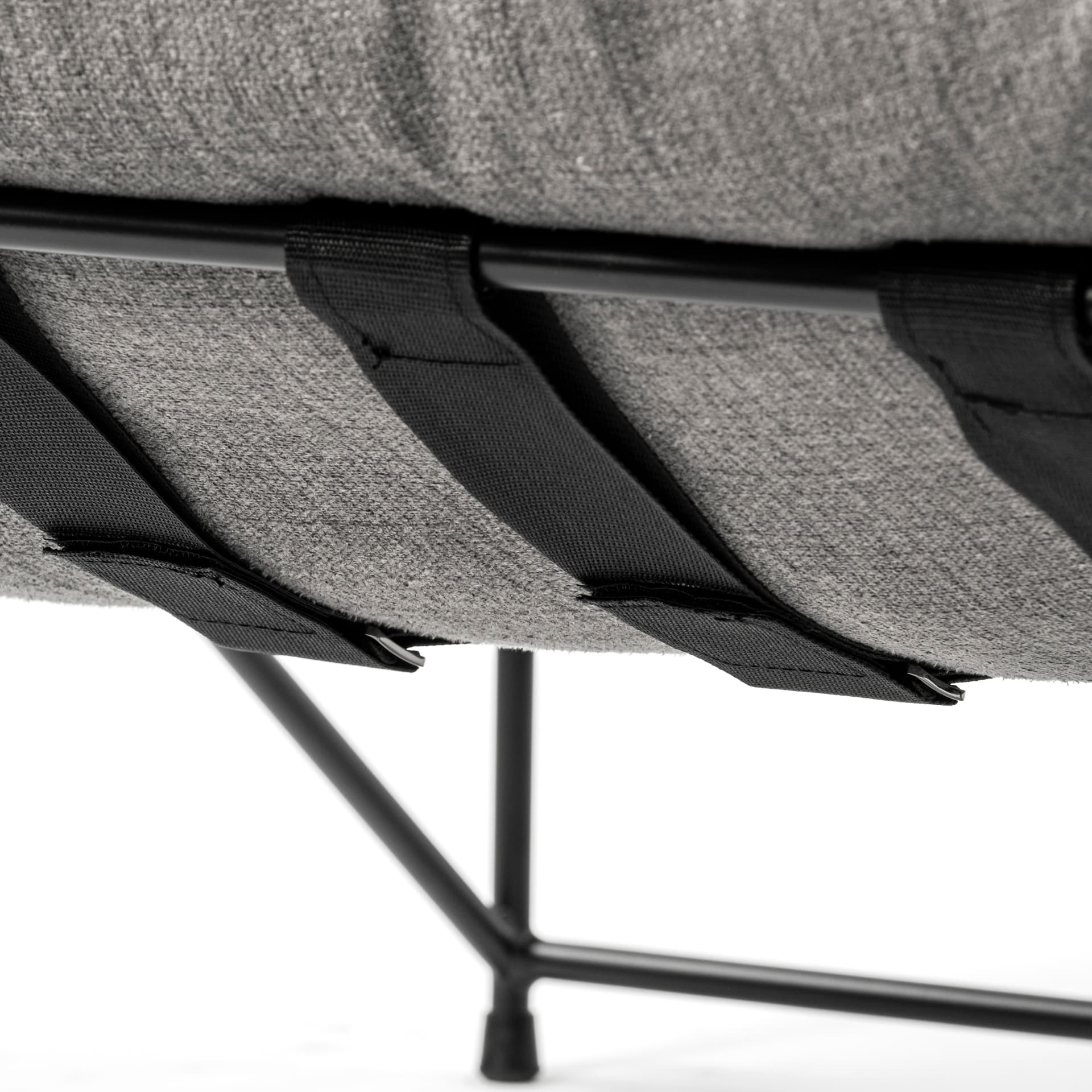 Leonidas 28.5L x 29.5W x 34.0H Grey Fabric Wrap Black Metal Frame Accent Chair — product photograph
