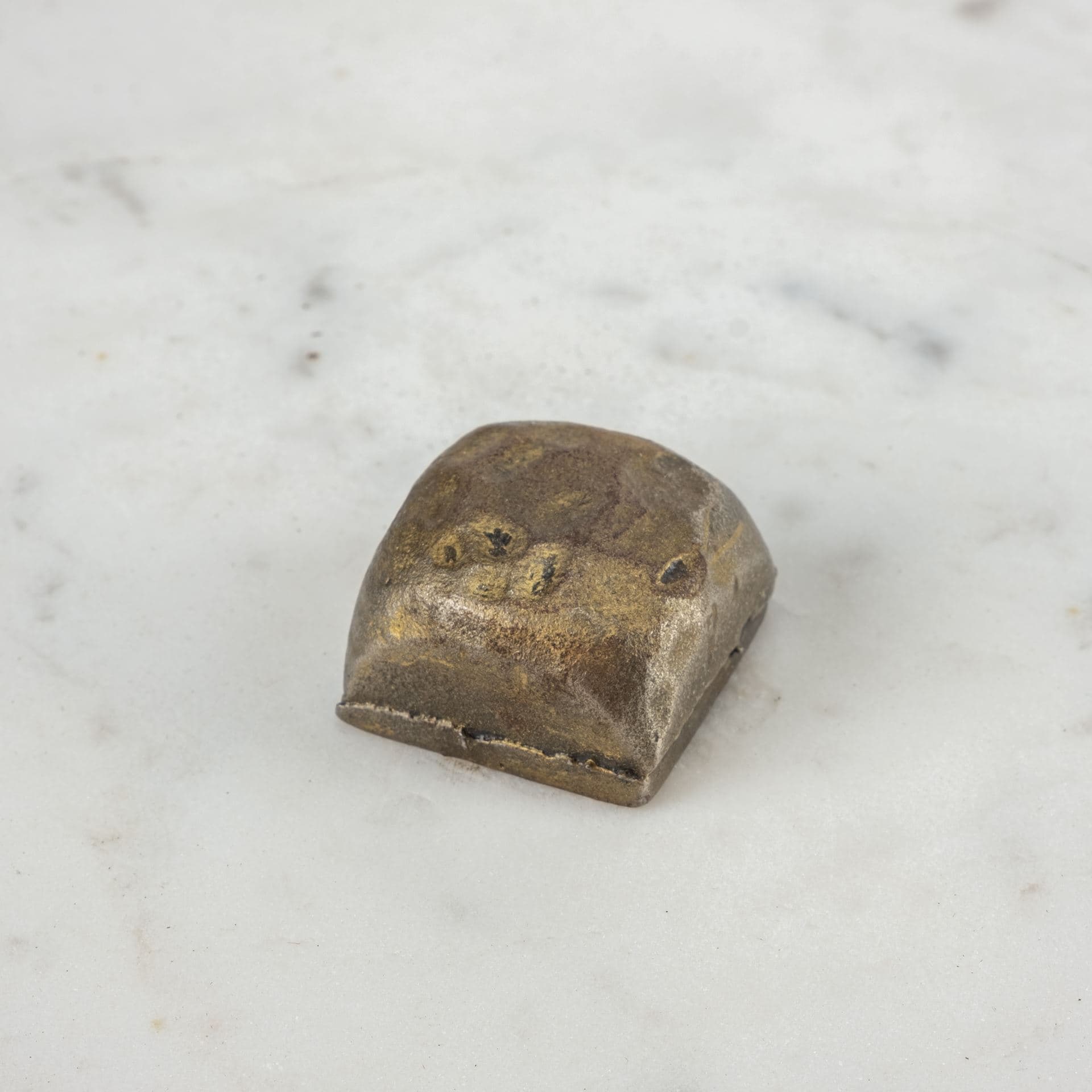 Pinera II 19L x 19W White Marble W/ Triangluar Gold Iron Base Accent Table — product photograph