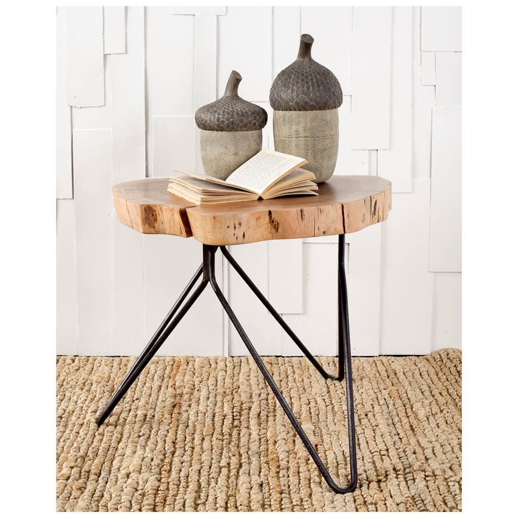 Mandor I (Small) 6L x 6W Brown Resin Acorn Box — in a styled room