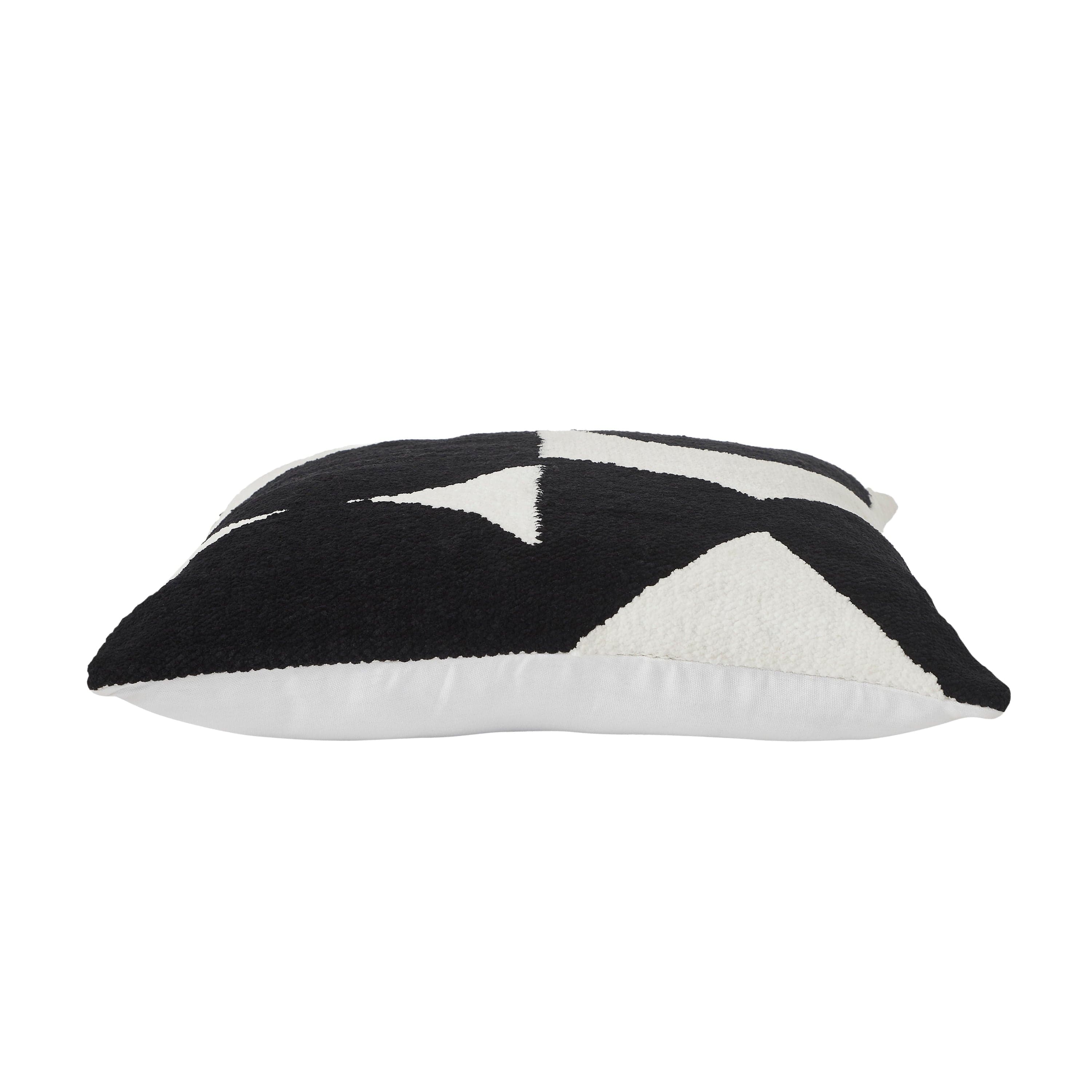 Mauro — product photograph