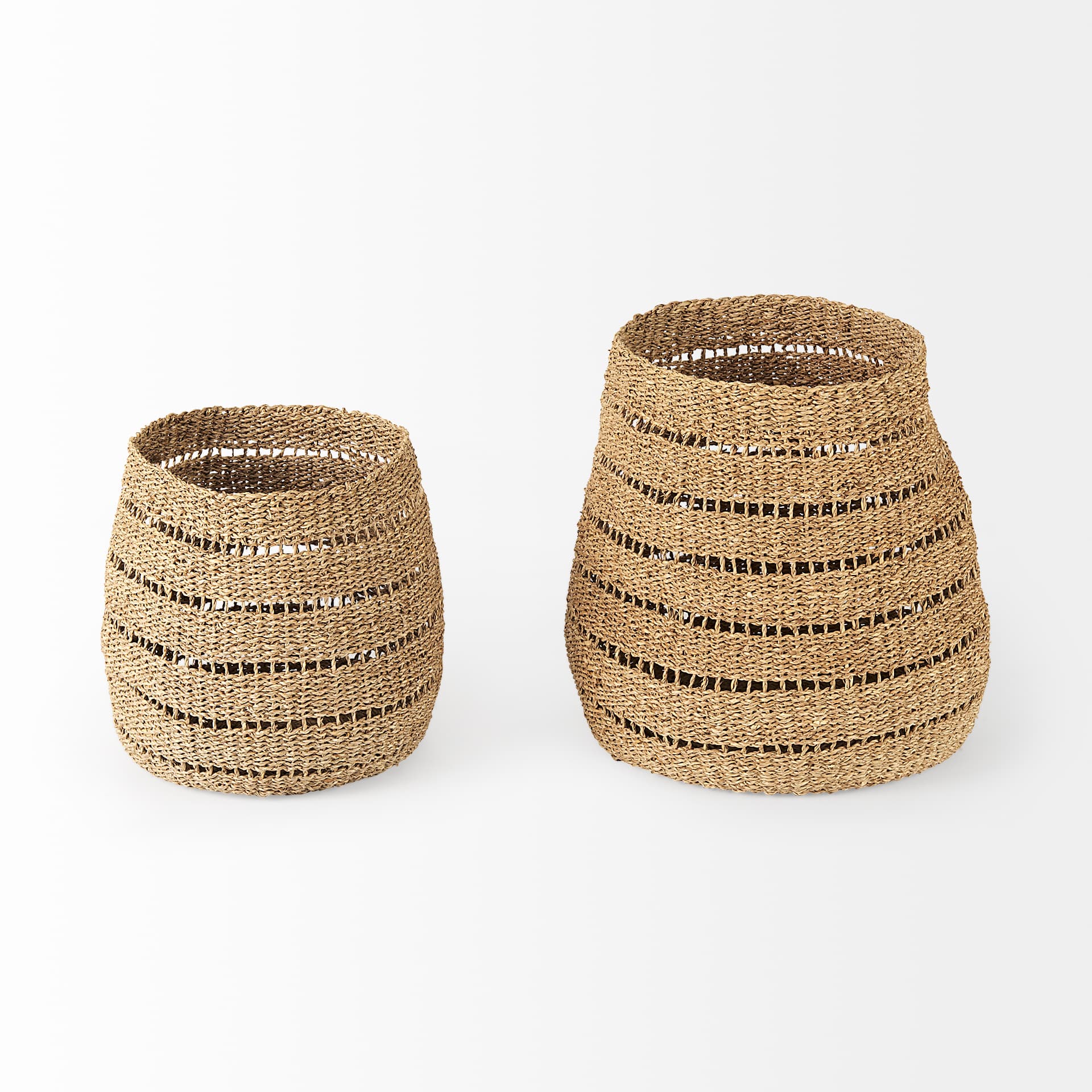 Hayes 17.7L x 17.7W x 11.8H (Set of 2) Medium Brown Seagrass Round Basket with Stripe Pattern — product photograph