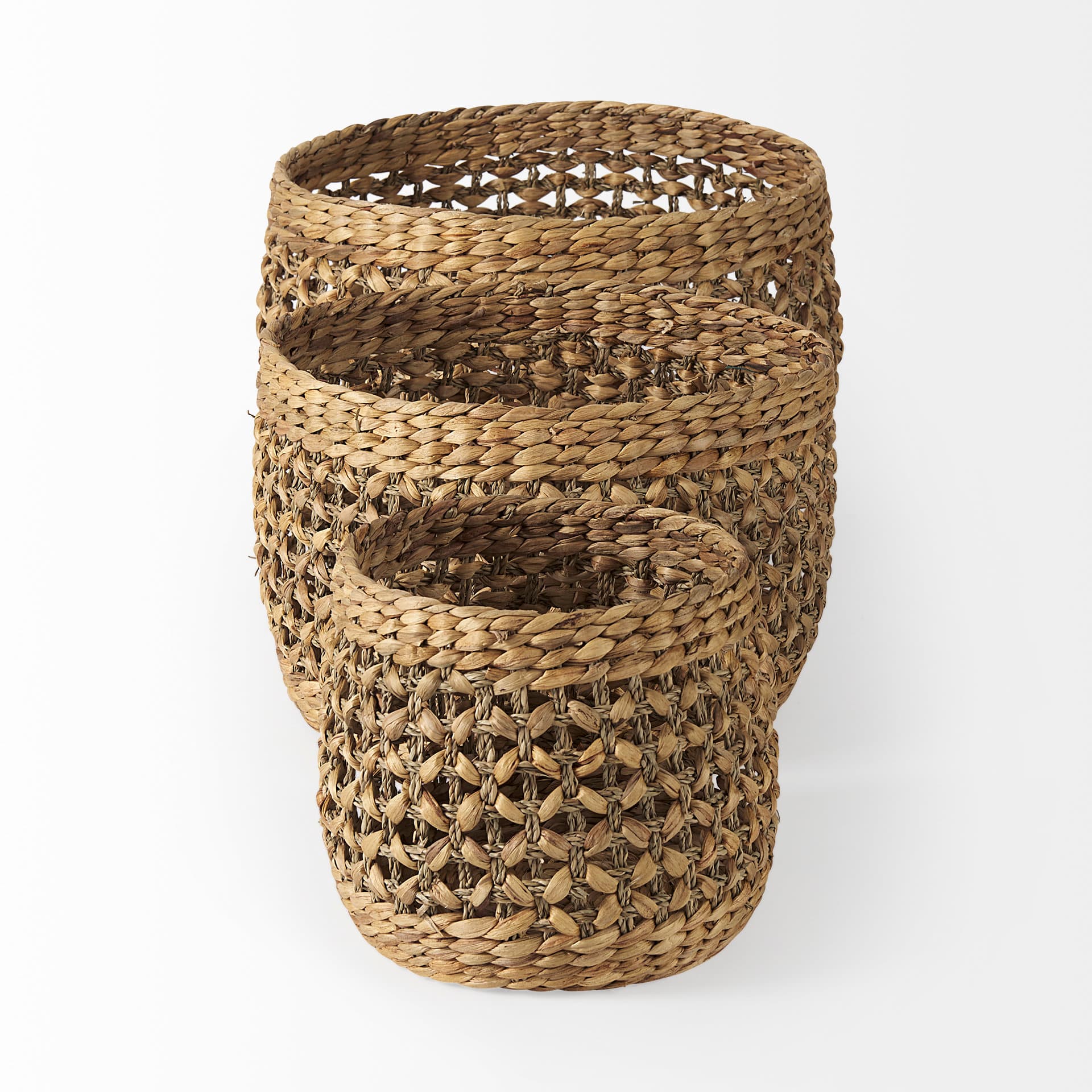 Dakota (Set of 3) Medium Brown Seagrass Round Basket — product photograph