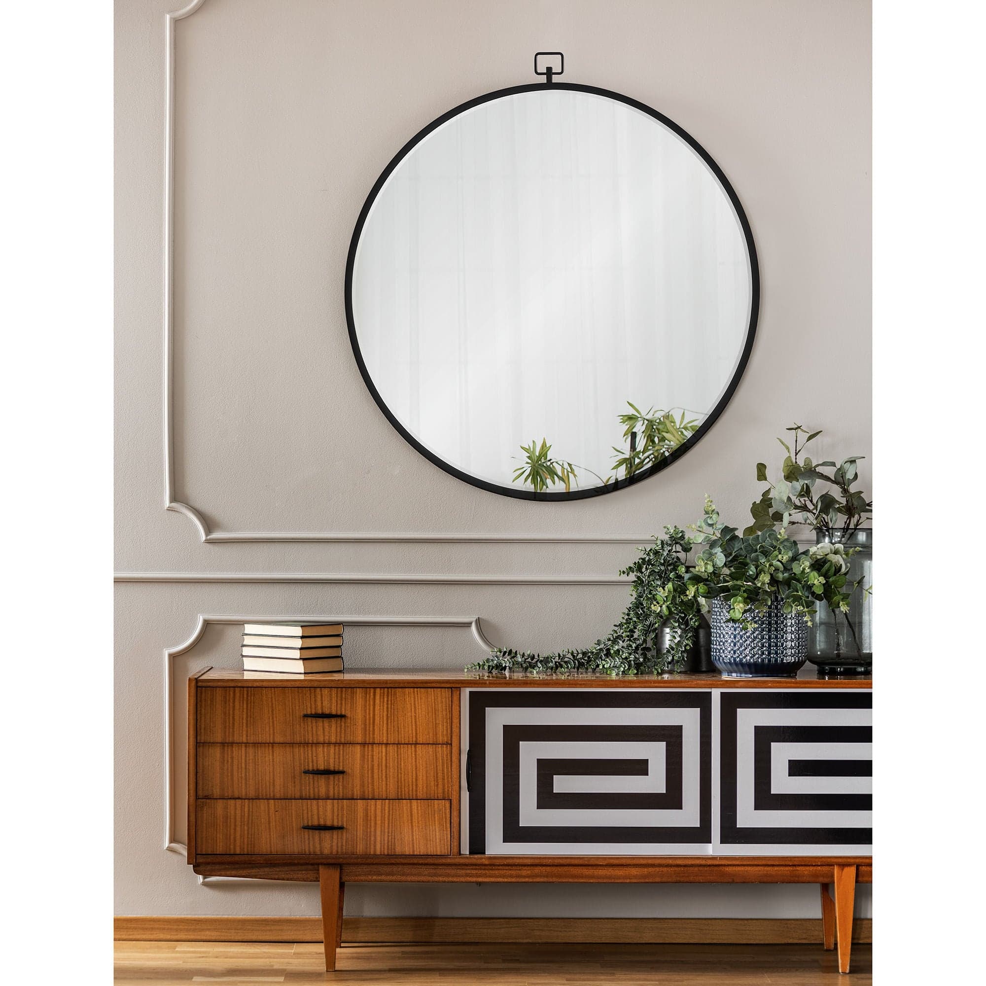 Rayden — product photograph