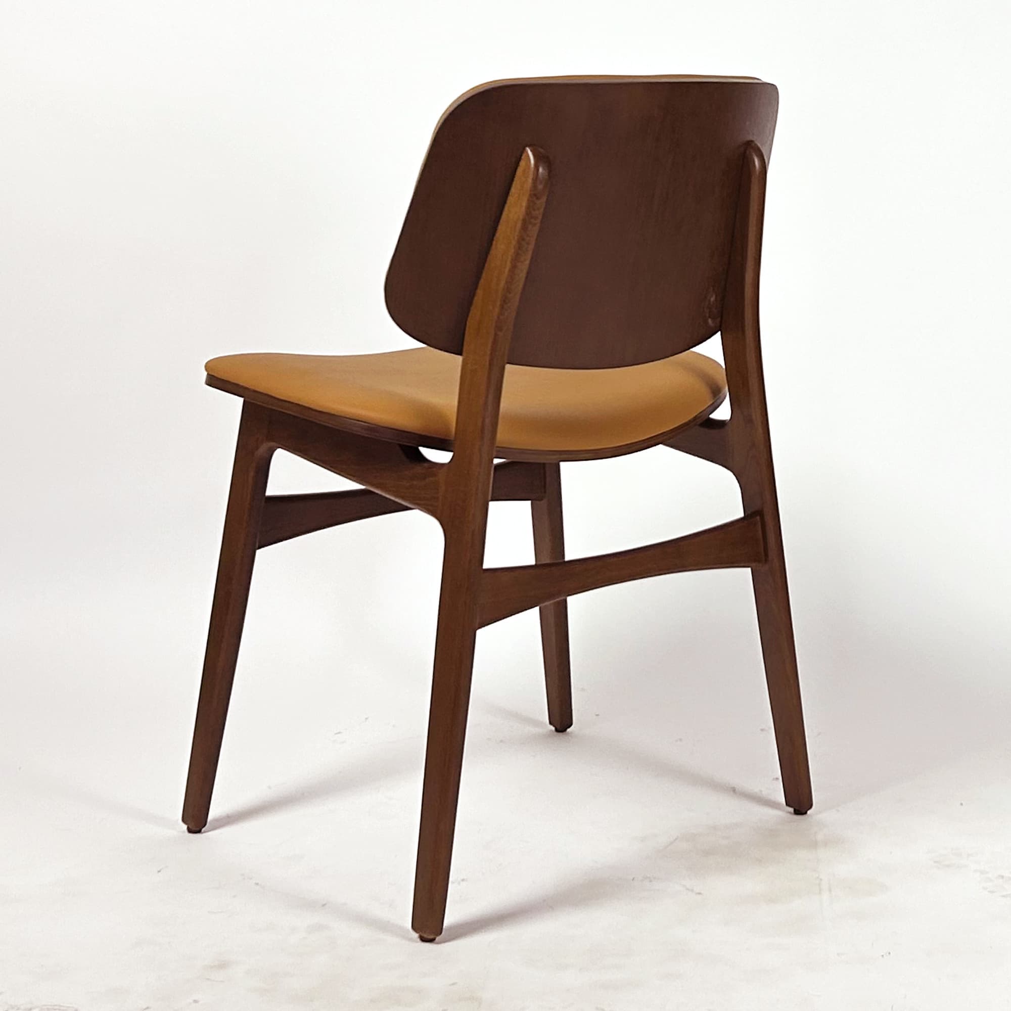 Ernie Chair — product photograph