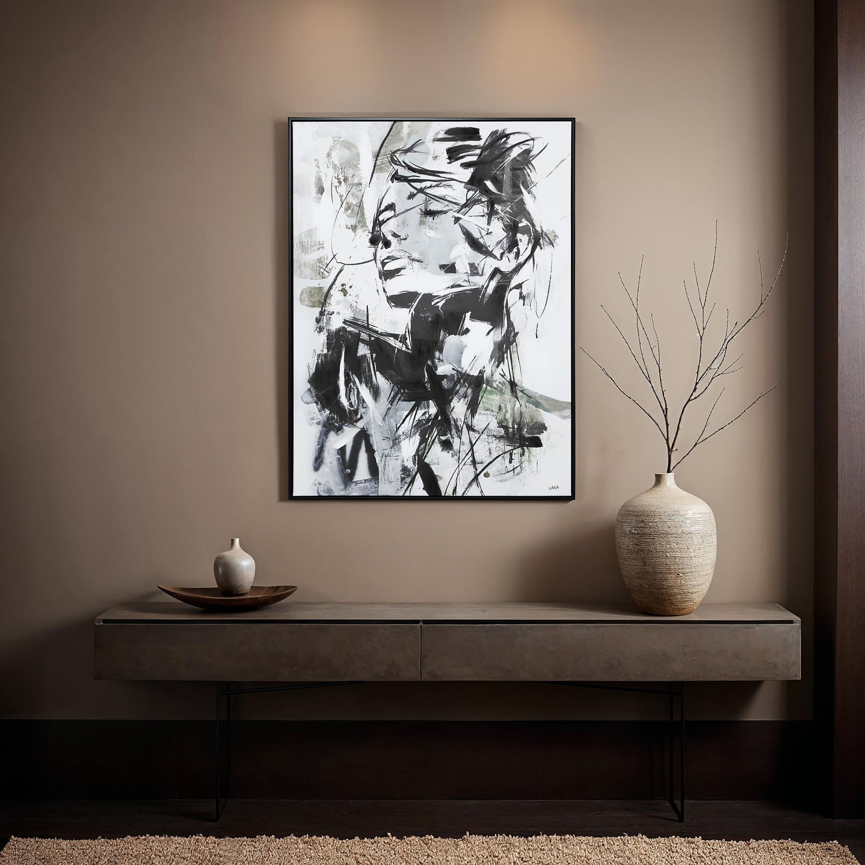 Aaliyah — product photograph