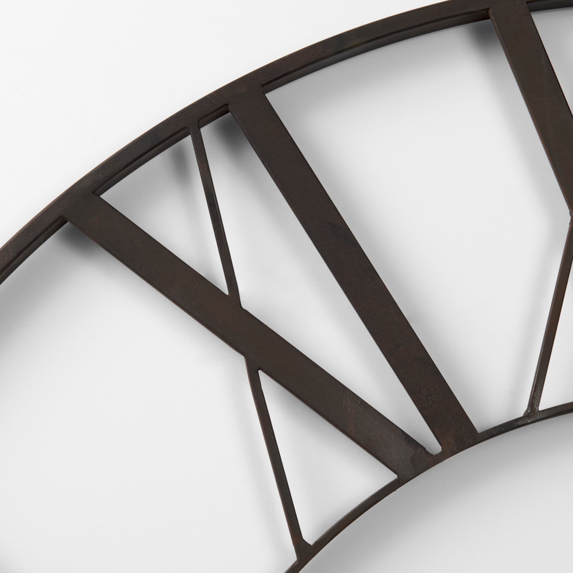 Pender 40.0L x 2.4W x 40.0H Black Iron Round Wall Clock — product photograph