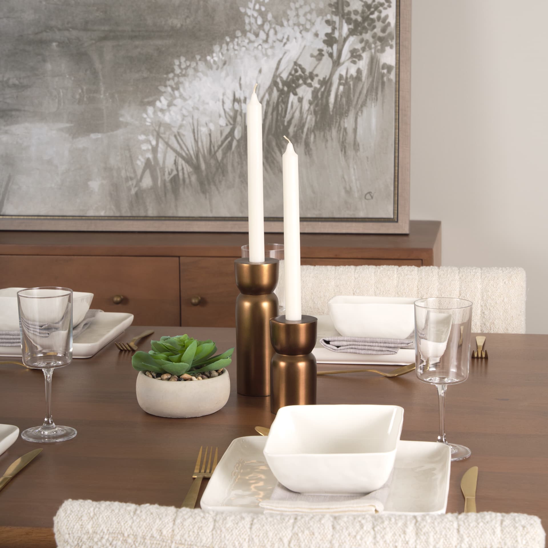 Malta Aluminum Candle Holder Large — product photograph