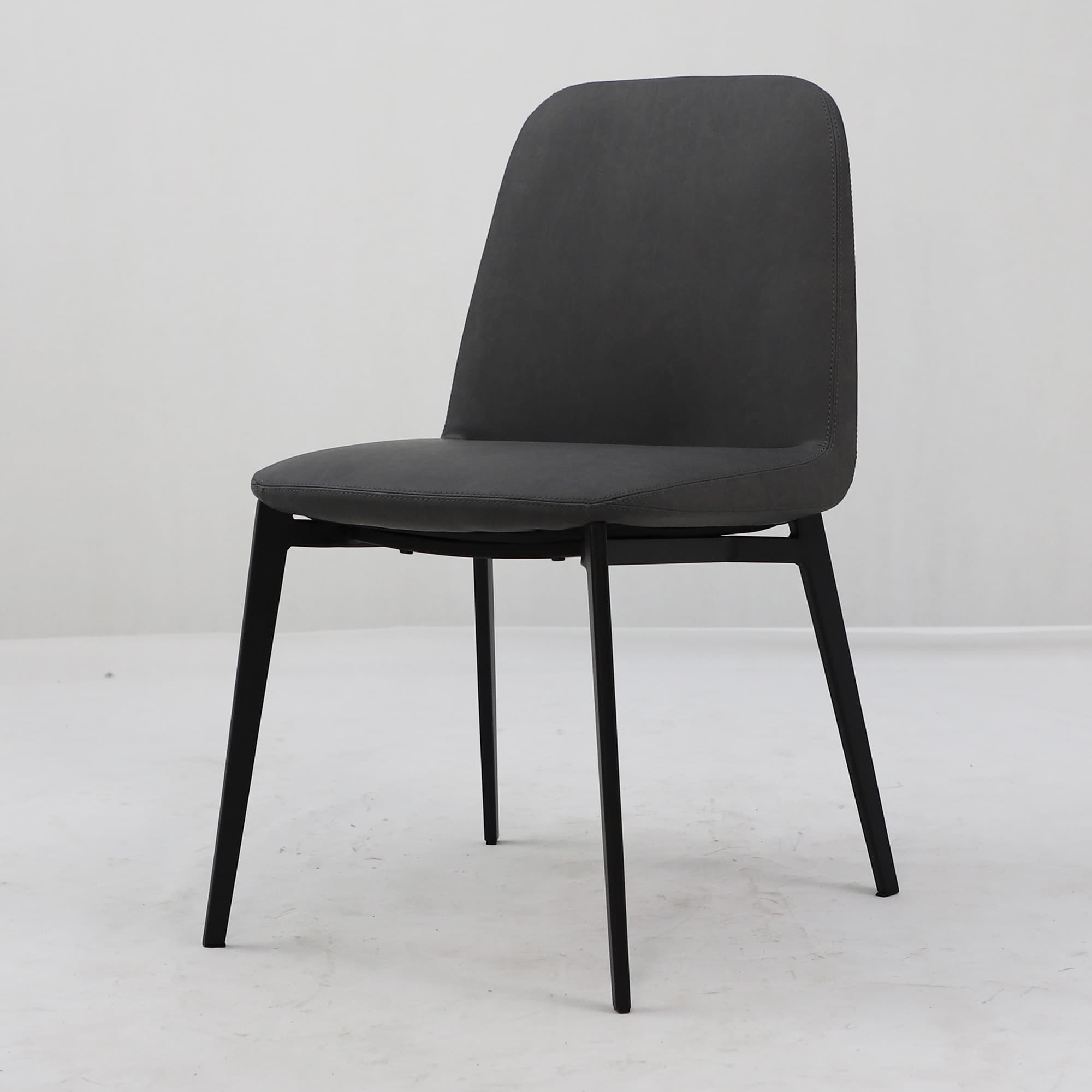 Mia Chair — product photograph
