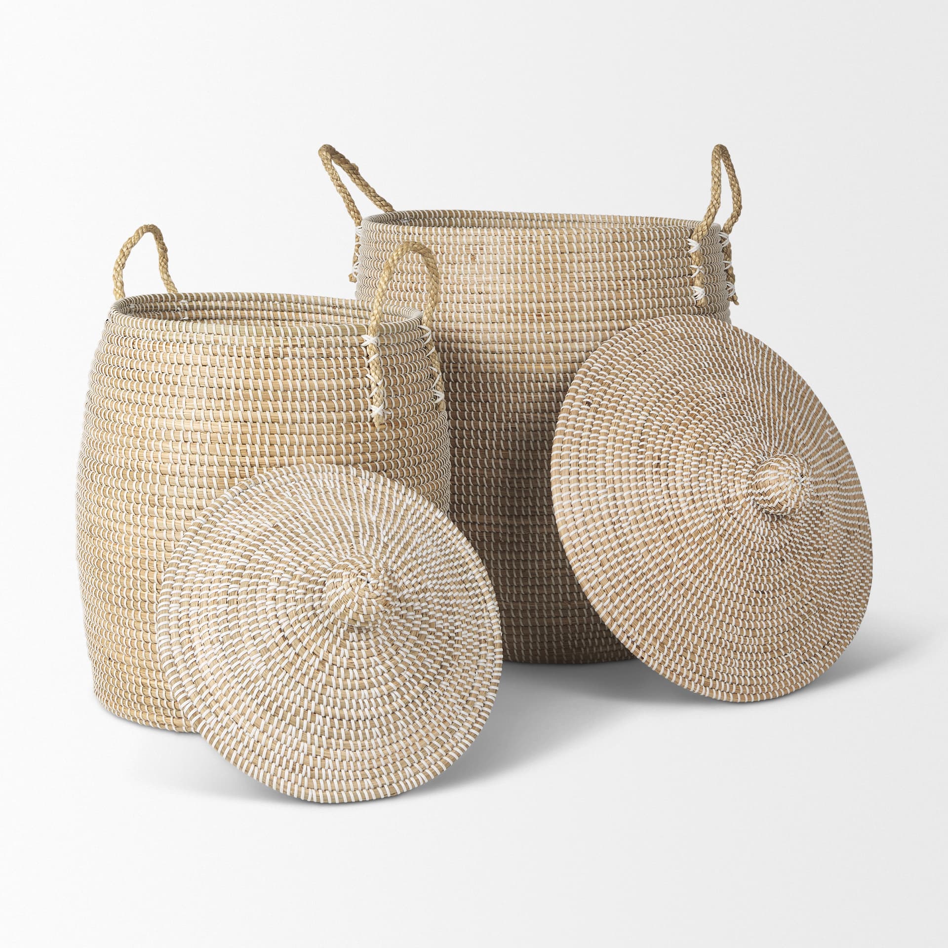 Kairi Set of 2 Seagrass Floor Baskets w/ Lids and Handles — product photograph
