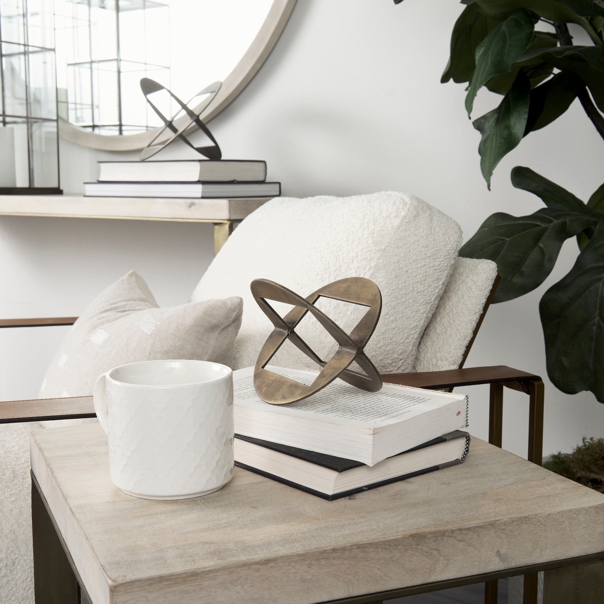 Cusco I (Small) 5L x 5W Gold Geometric Decorative Object — product photograph