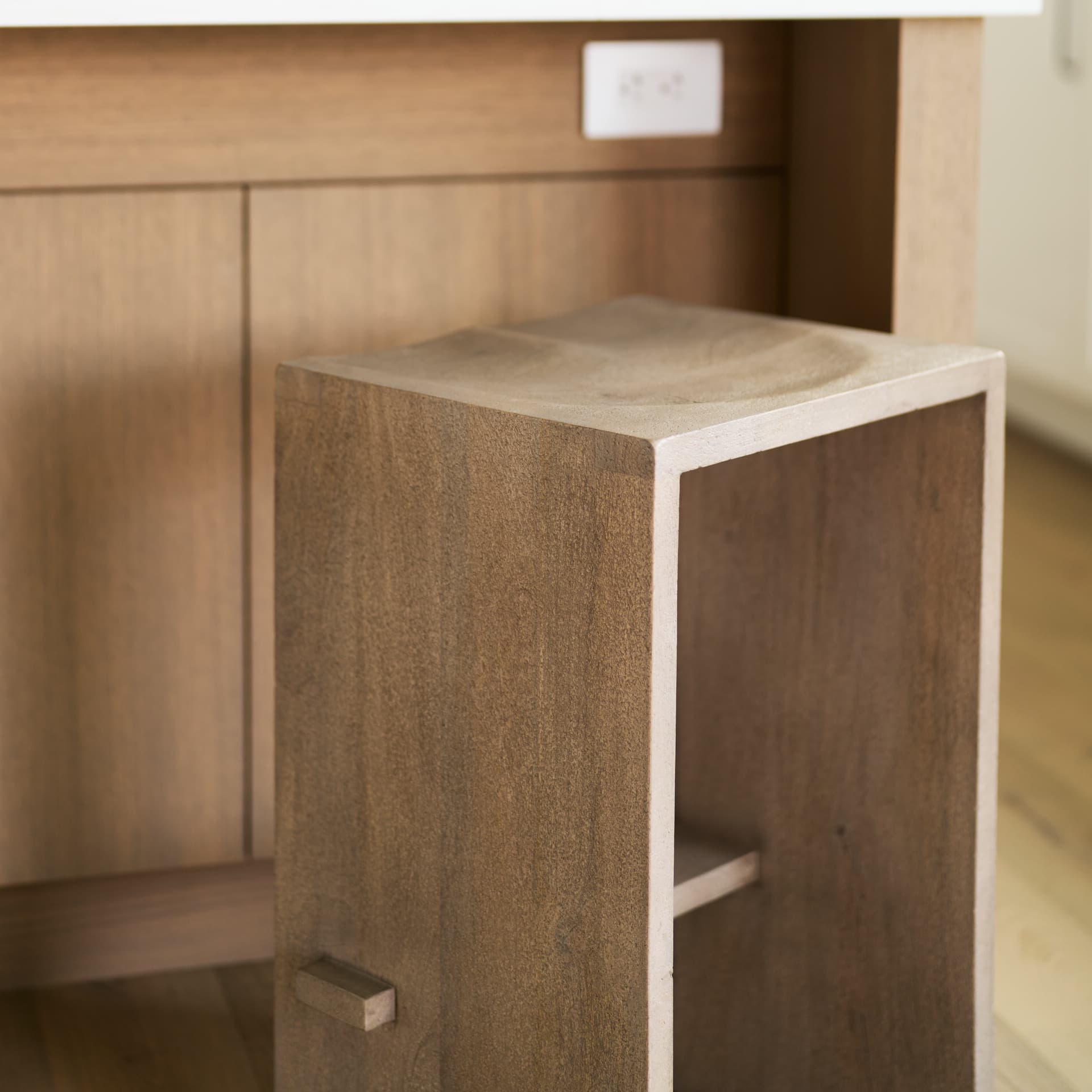 Aida Backless 26in Seat Counter Stool | Light Gray — product photograph