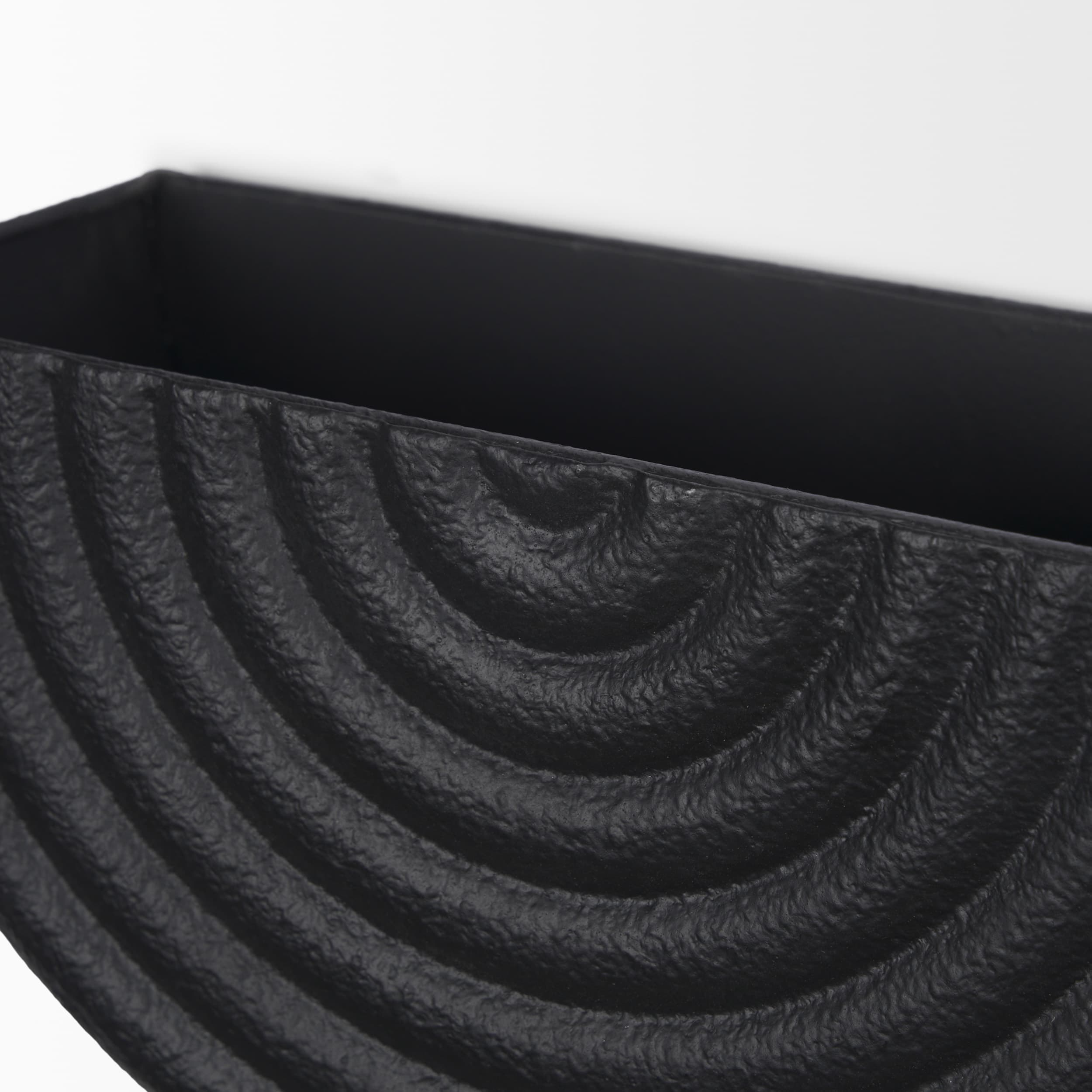 Shilo Matte Black Metal Hanging Wall Planter (Set of 2) — product photograph
