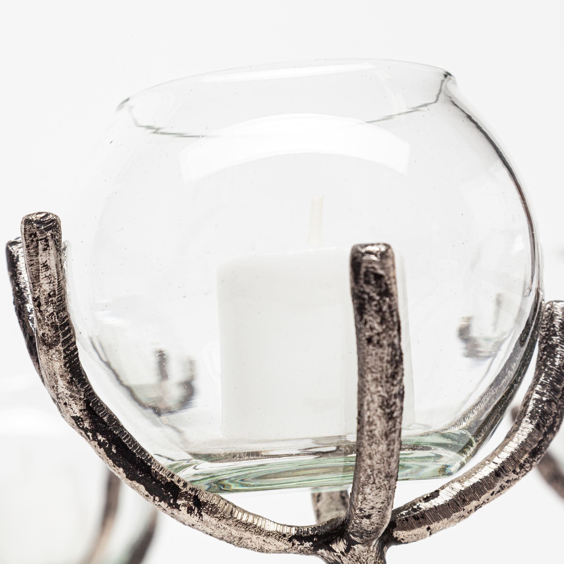 Vine I Distressed Silver Metal Creeper Five Candle Table Candle Holder — product photograph