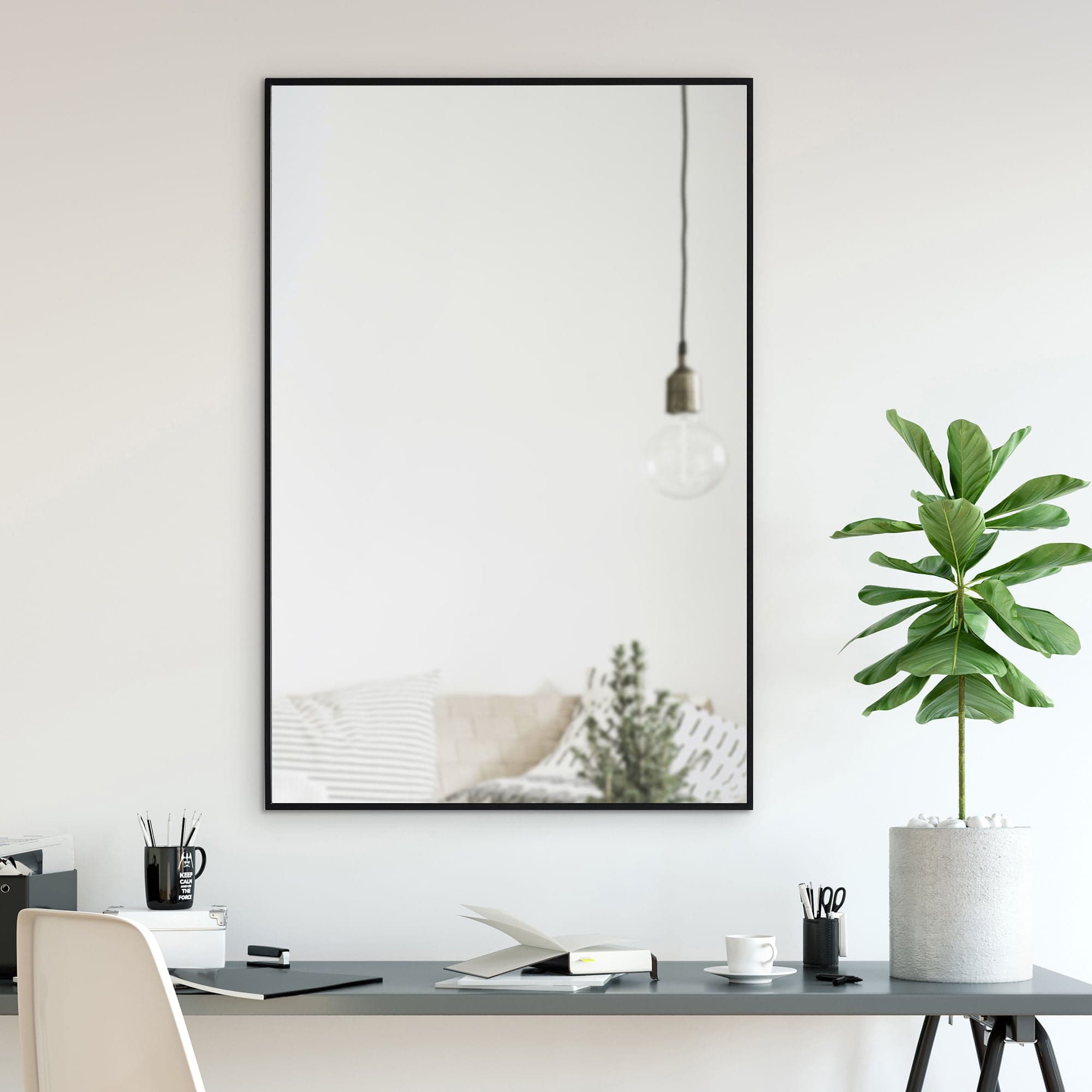 Reynolds — product photograph