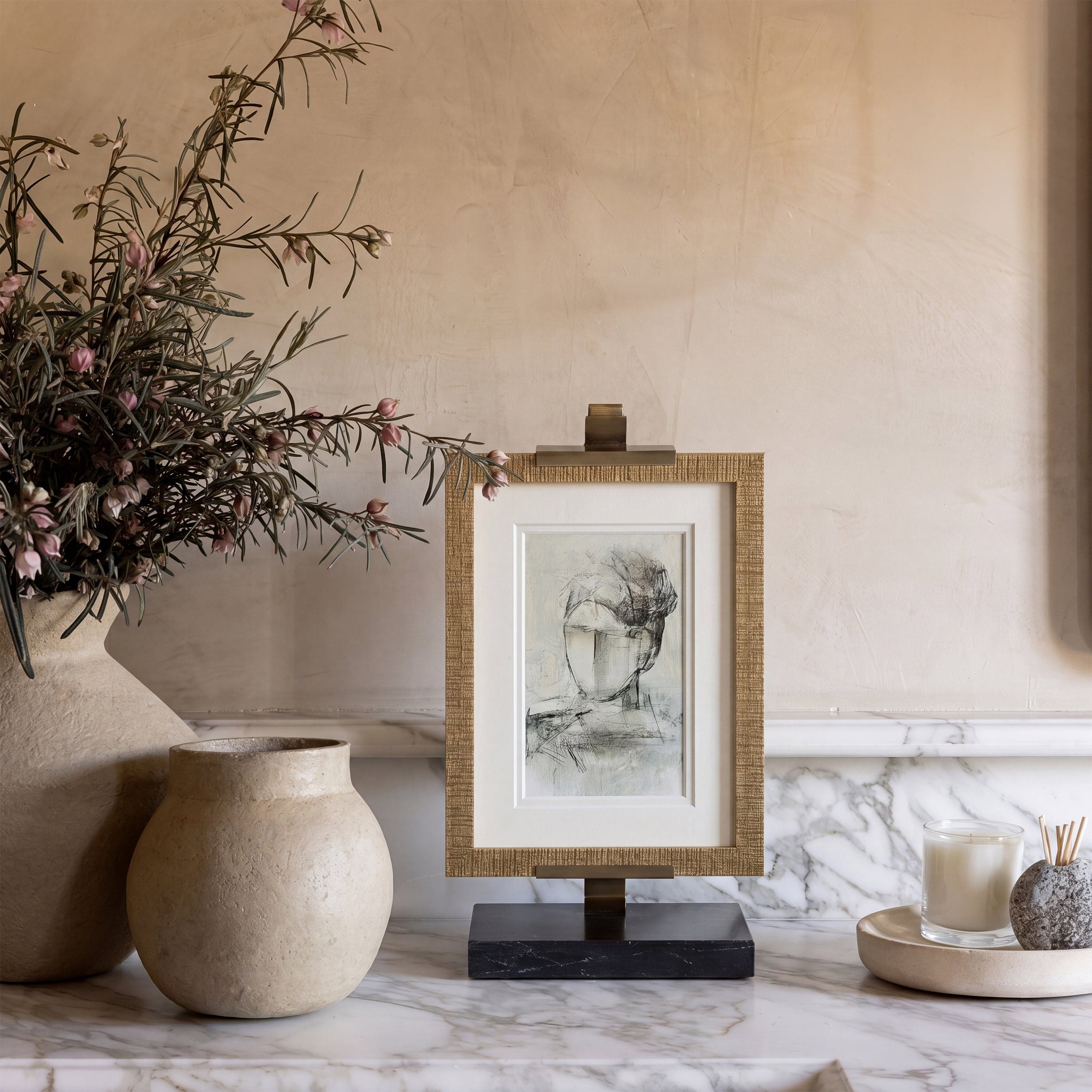 Evans — product photograph