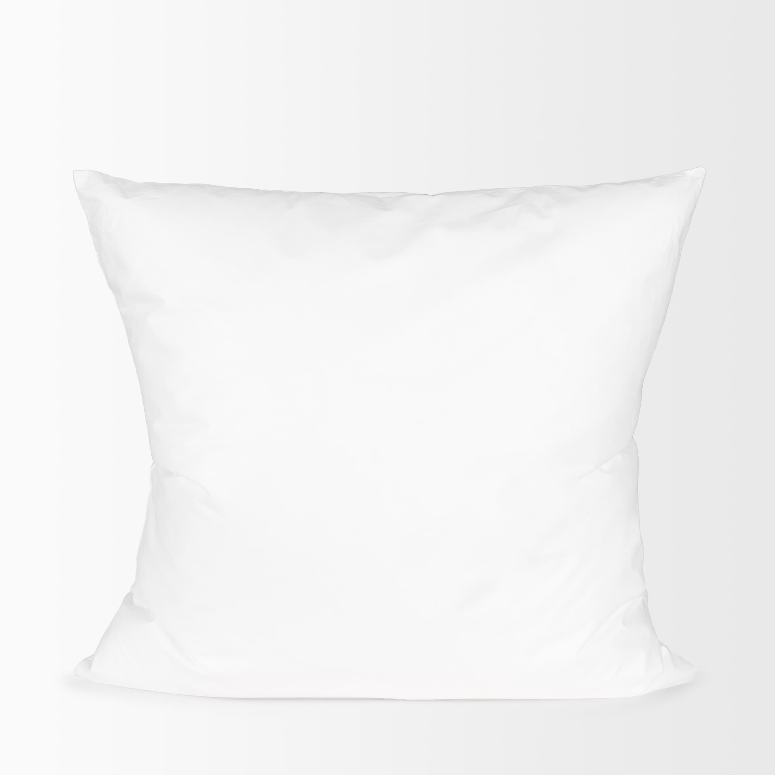 22 x 22 Non-Allergen Pillow insert — product photograph