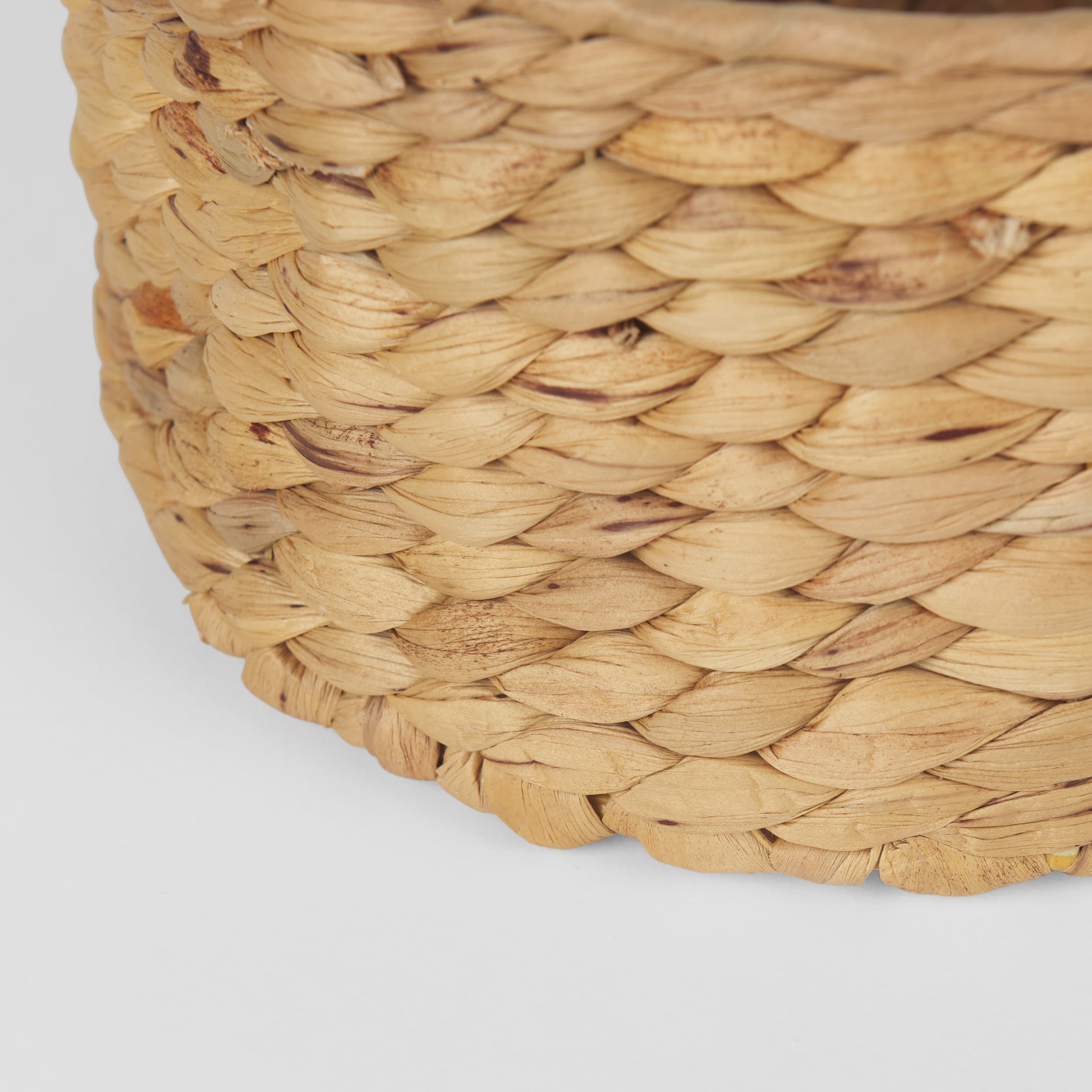 Kea Set of 3 Nesting Water Hyacinth Boxes with Lids — product photograph