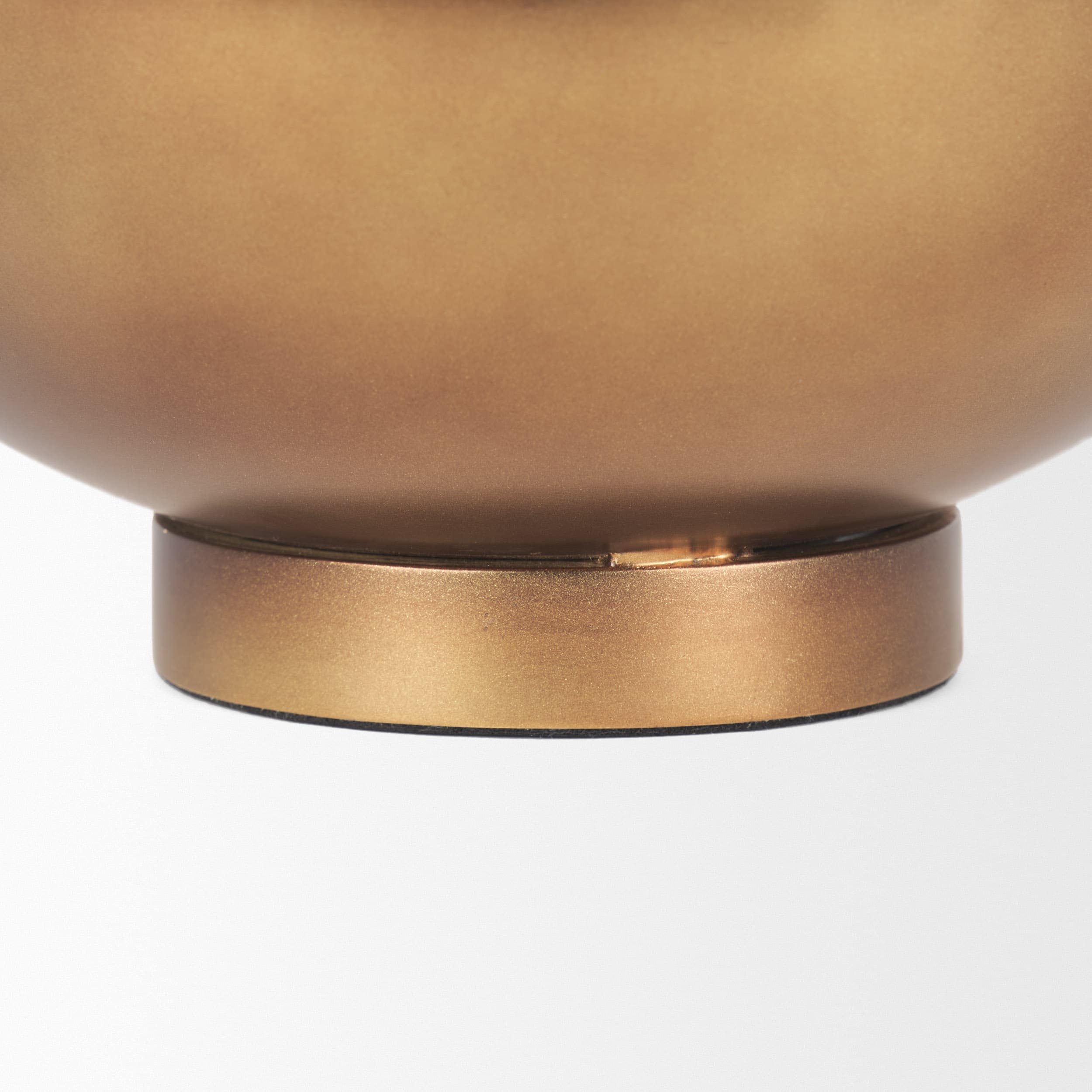 Quiana Medium Textured Gold Metal Vase — product photograph