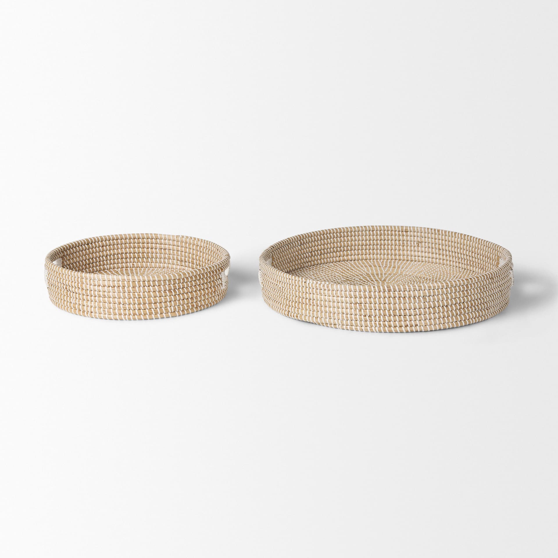 Kalama Set of 2 Large Round Seagrass Trays w/ Handles — product photograph