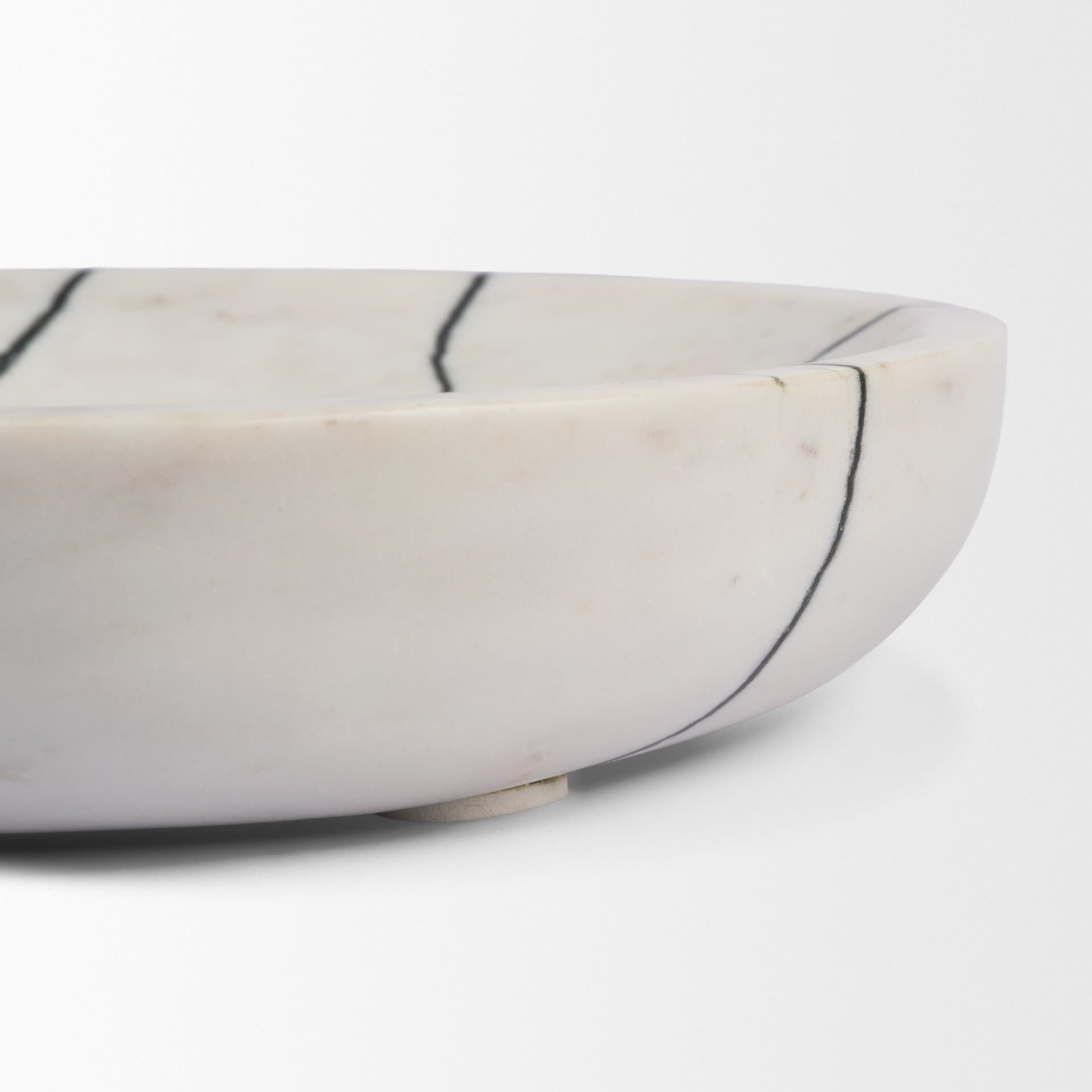Sintessi Round White Marble Decorative Bowl — product photograph
