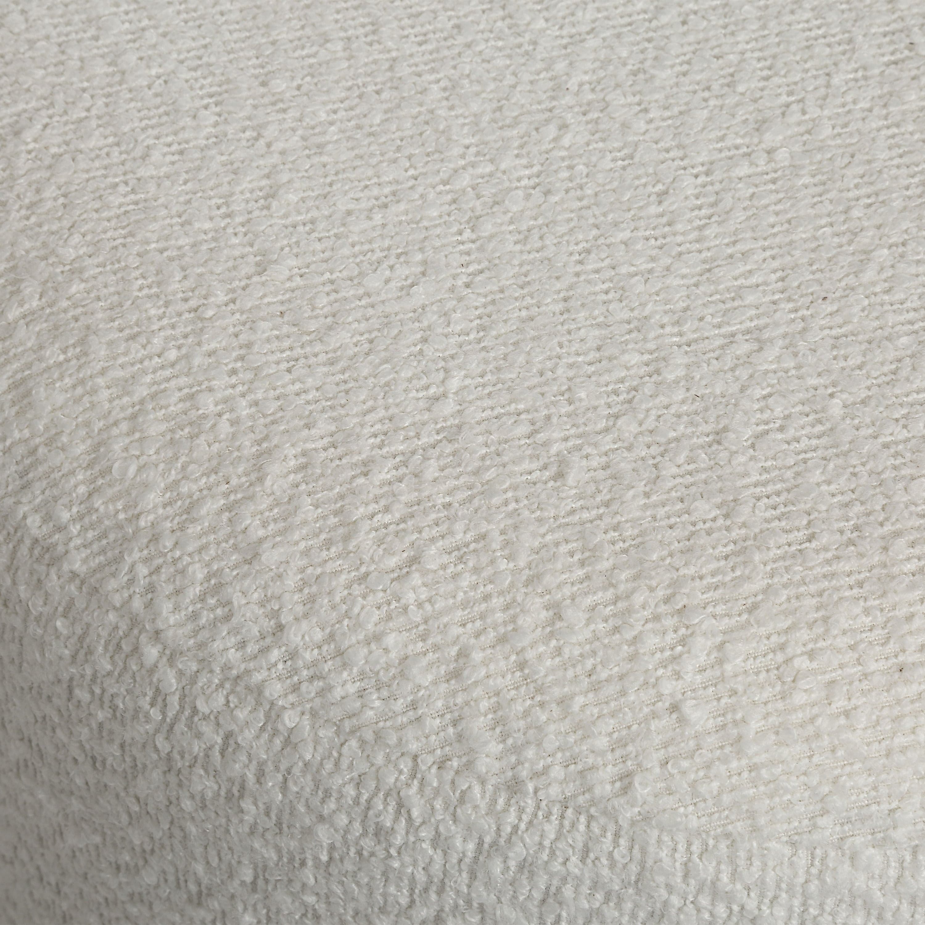 Chaves — product photograph