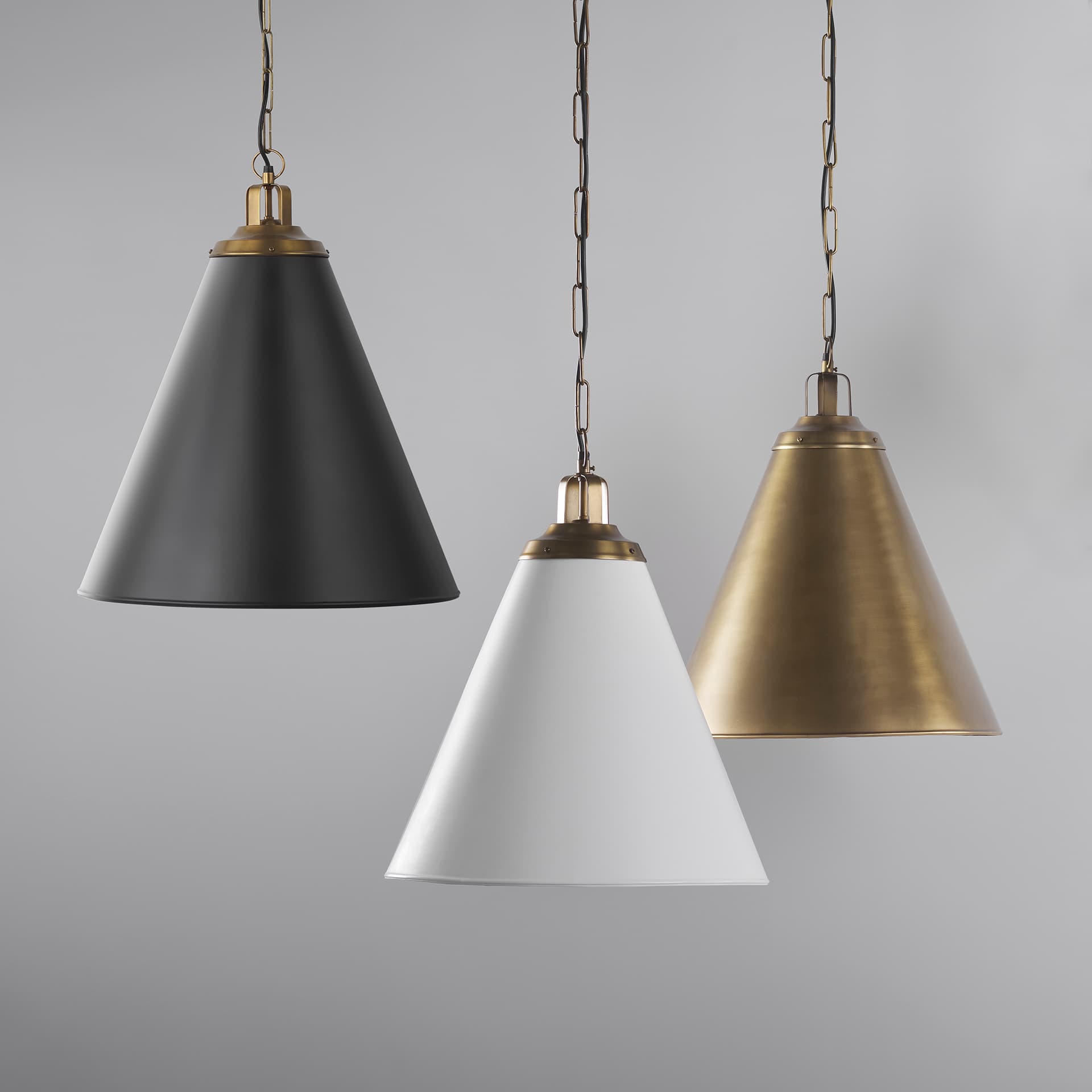 Fenton 18.0L x 18.0W x 23.0H Gold W/Gold Accents Pendant Light — product photograph