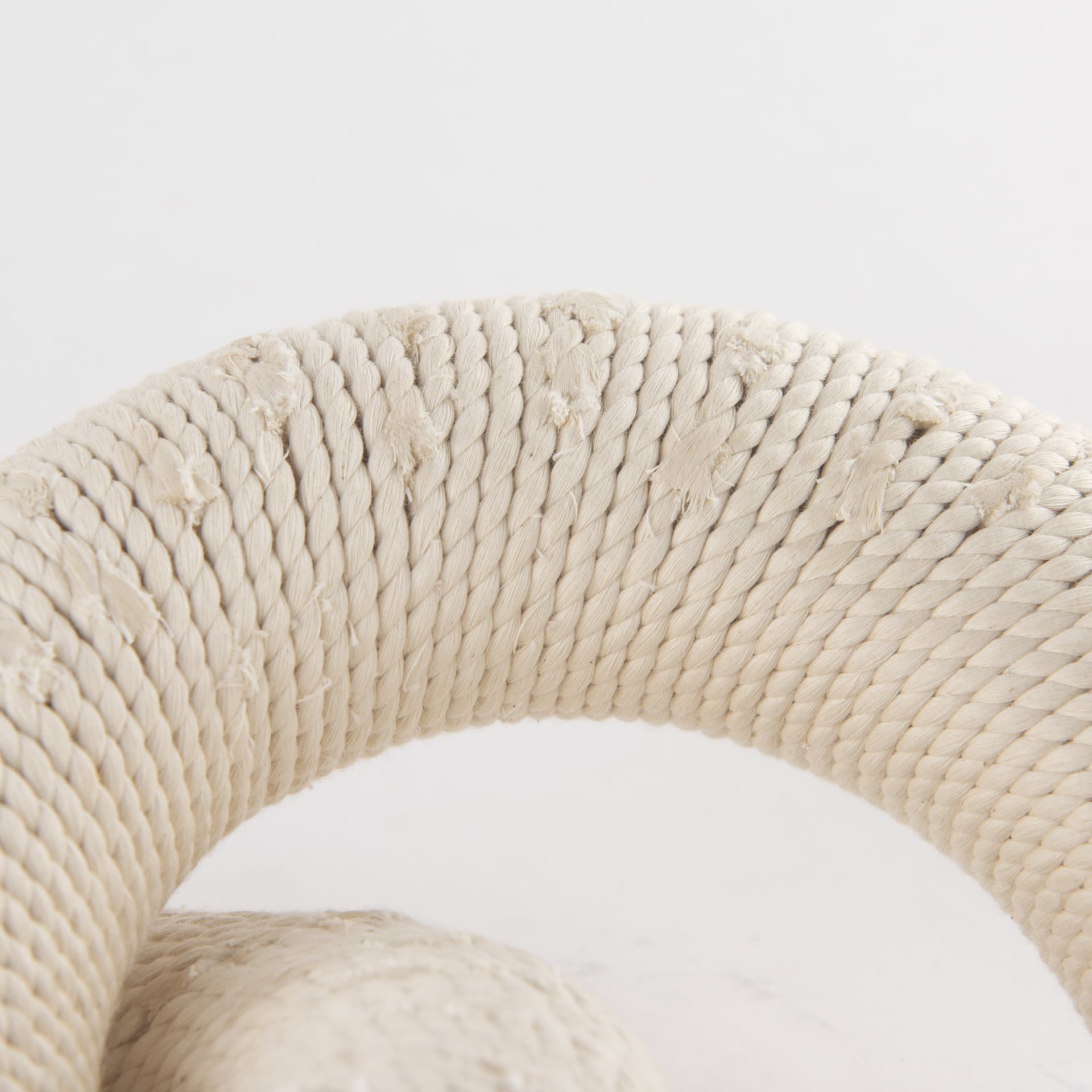 Alize Cotton Rope Wrapped Solid Wood Circular Chain Link Decorative Object — product photograph