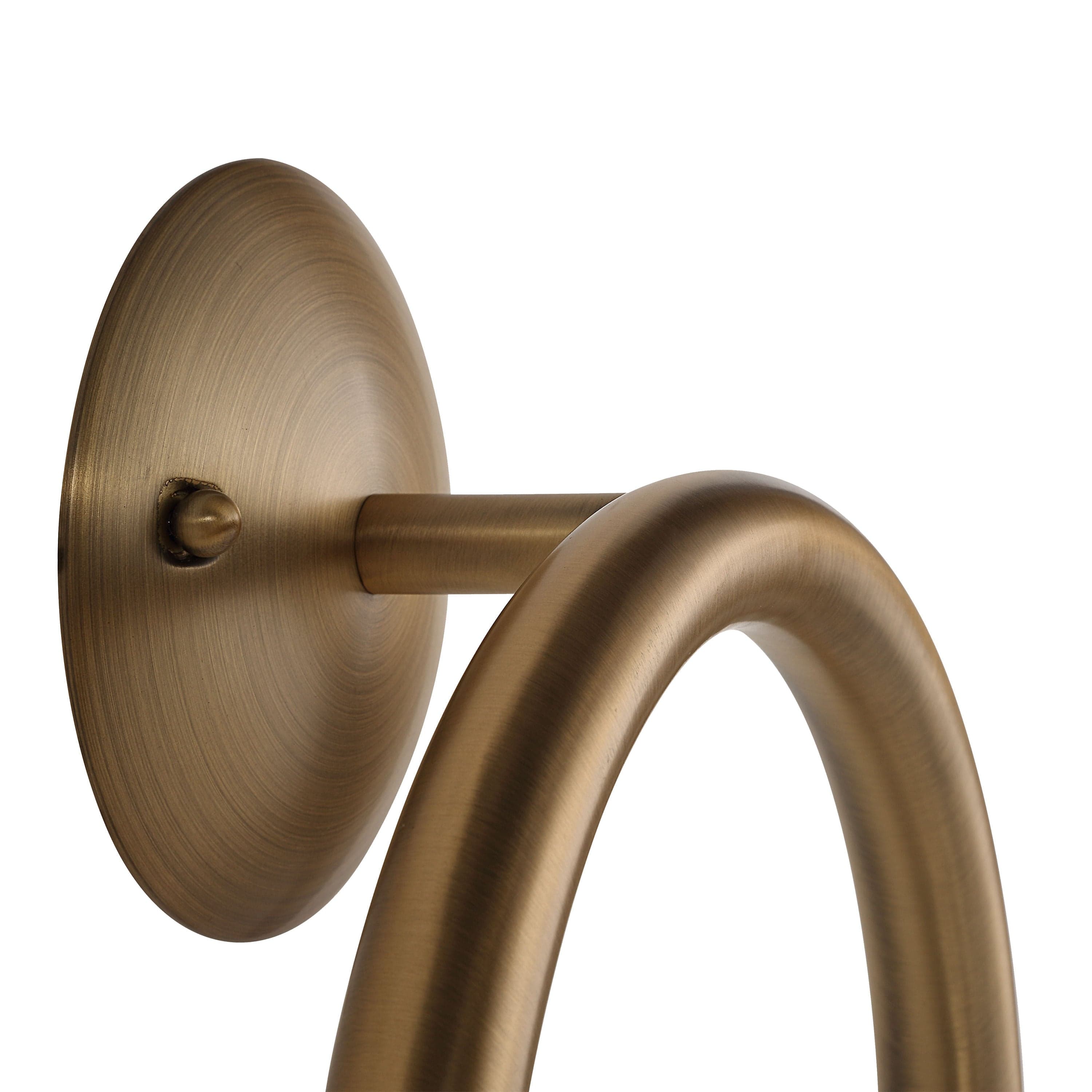 Santi — product photograph