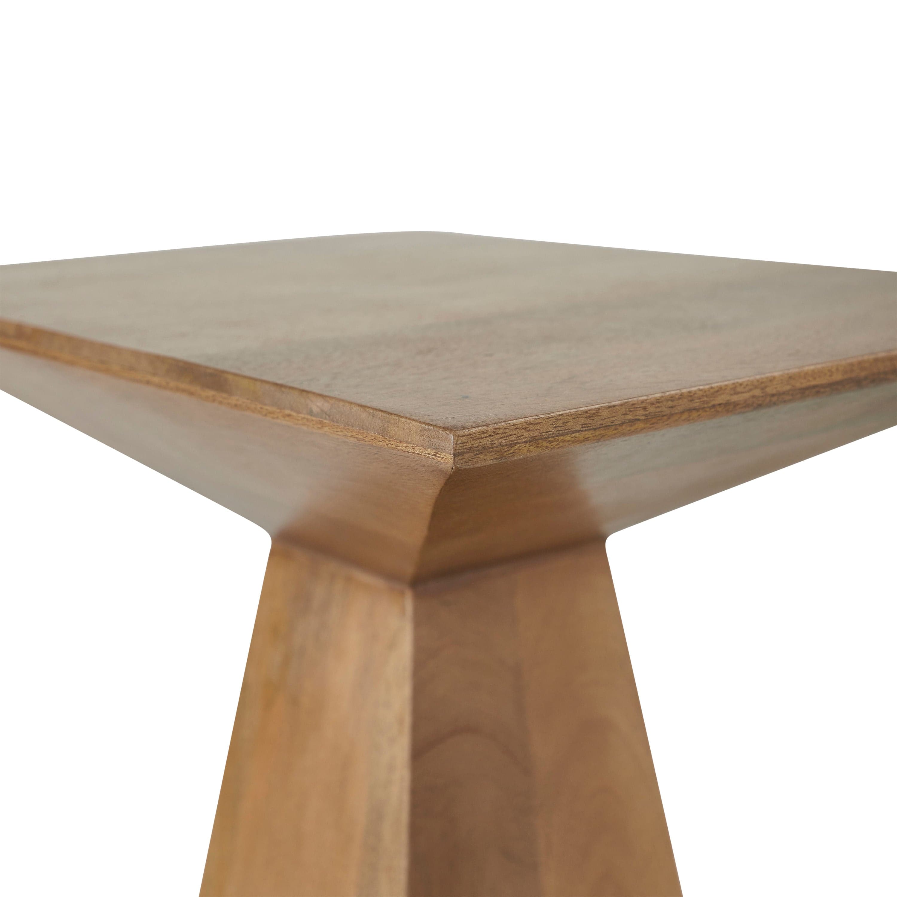 Garnett — product photograph