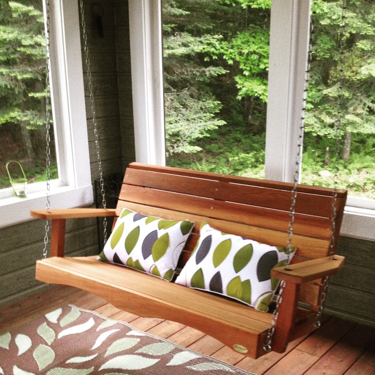 4-ft Cedar Porch Swing with Comfort Springs PS48-SW10 — product photograph
