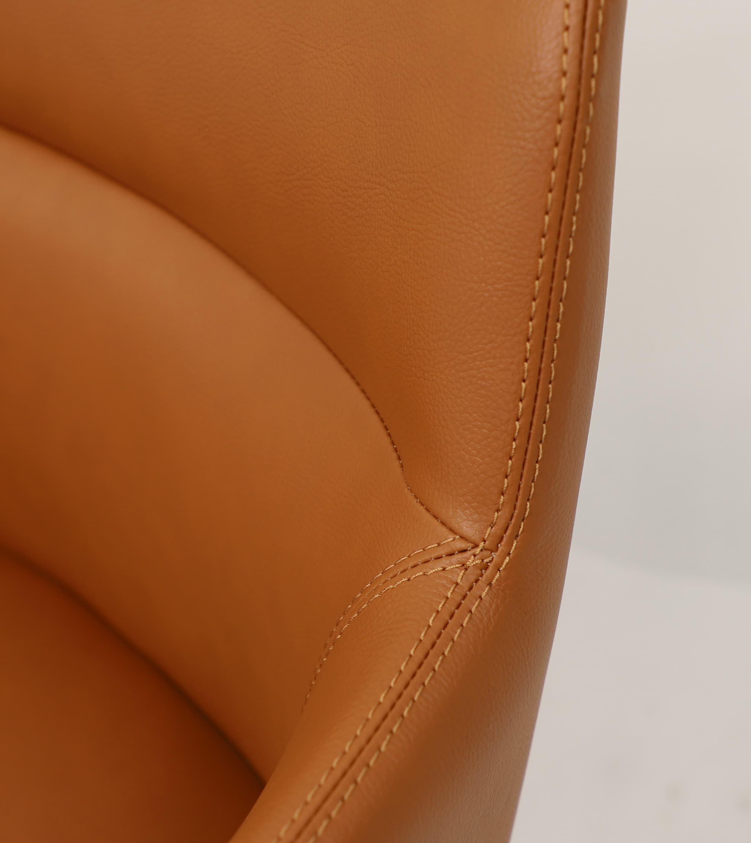 Williamsburg Armchair — product photograph