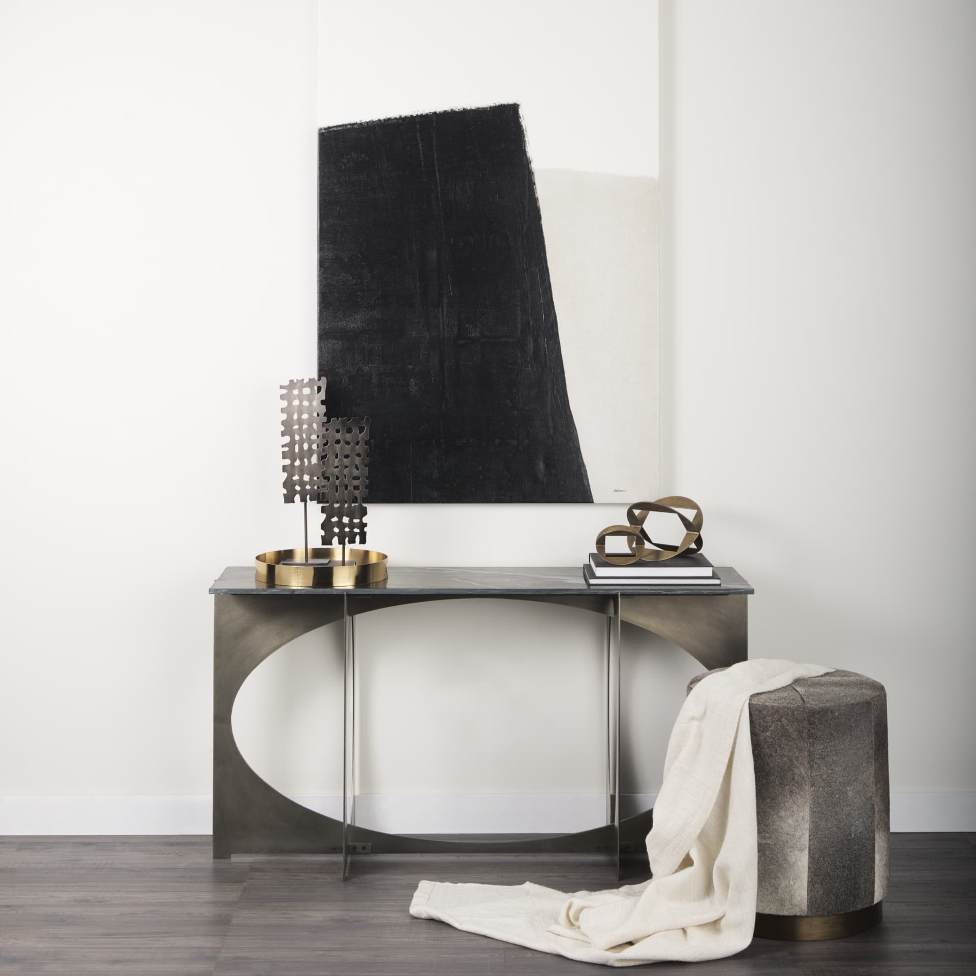 Cusco I (Small) 5L x 5W Gold Geometric Decorative Object — product photograph