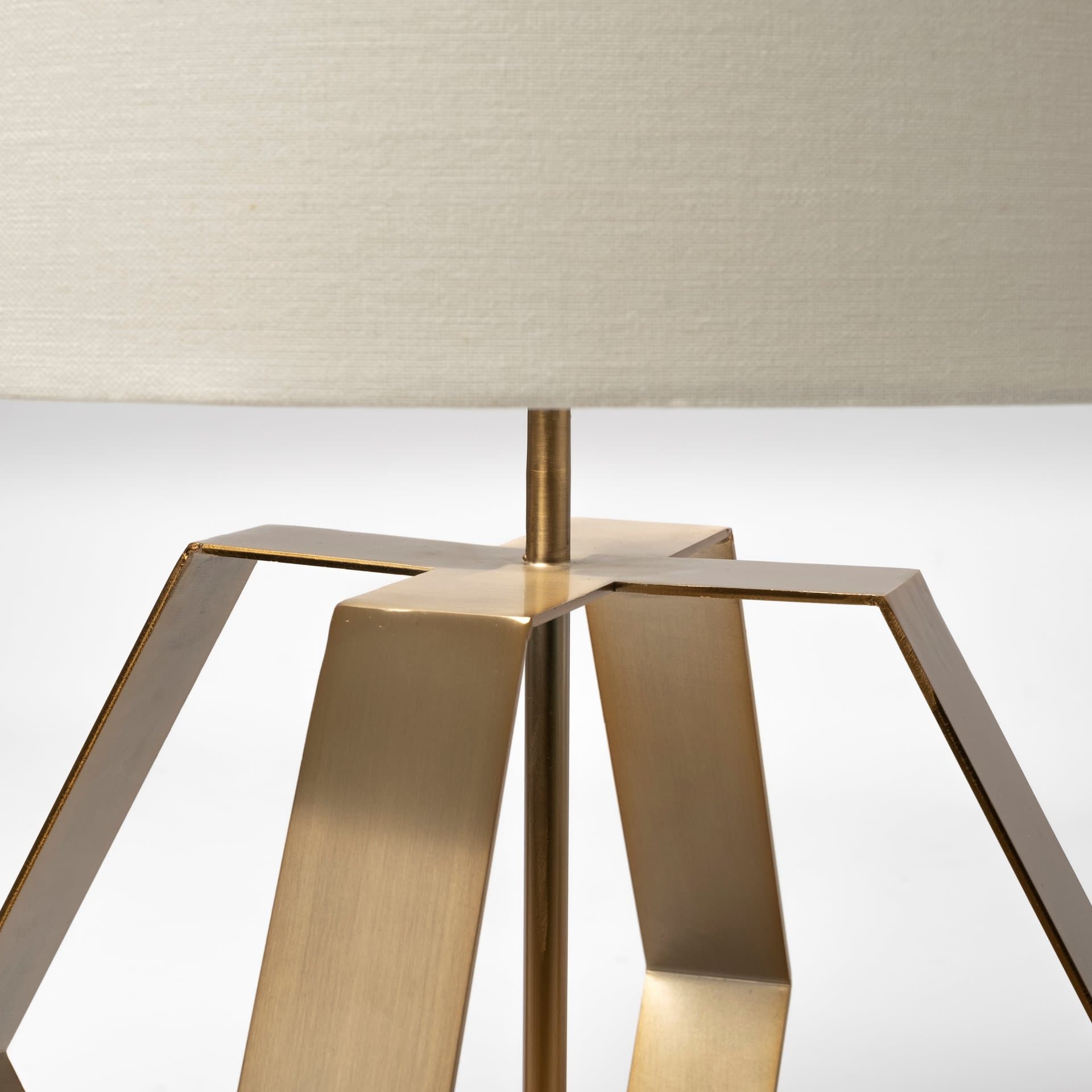 Edwards (26"H) Gold Metal Base w/ Cream Fabric Shade Table Lamp — product photograph