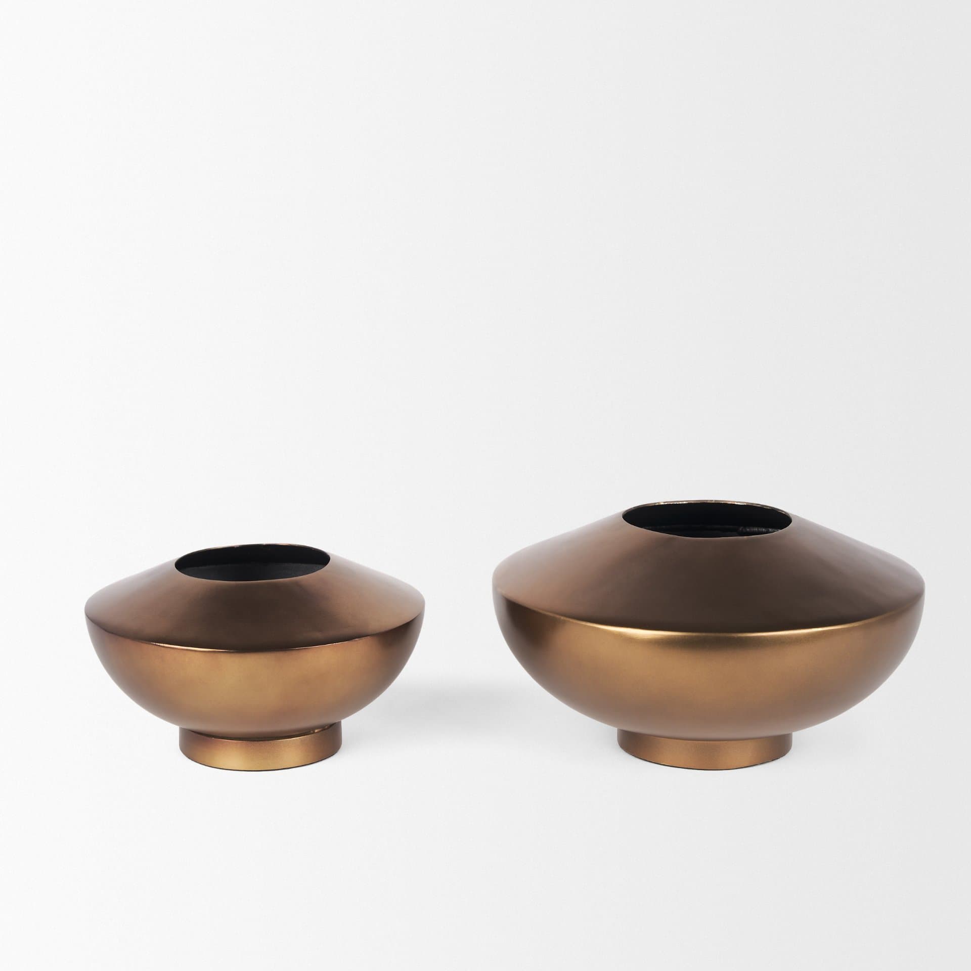 Quiana Large Gold Metal Vase — product photograph