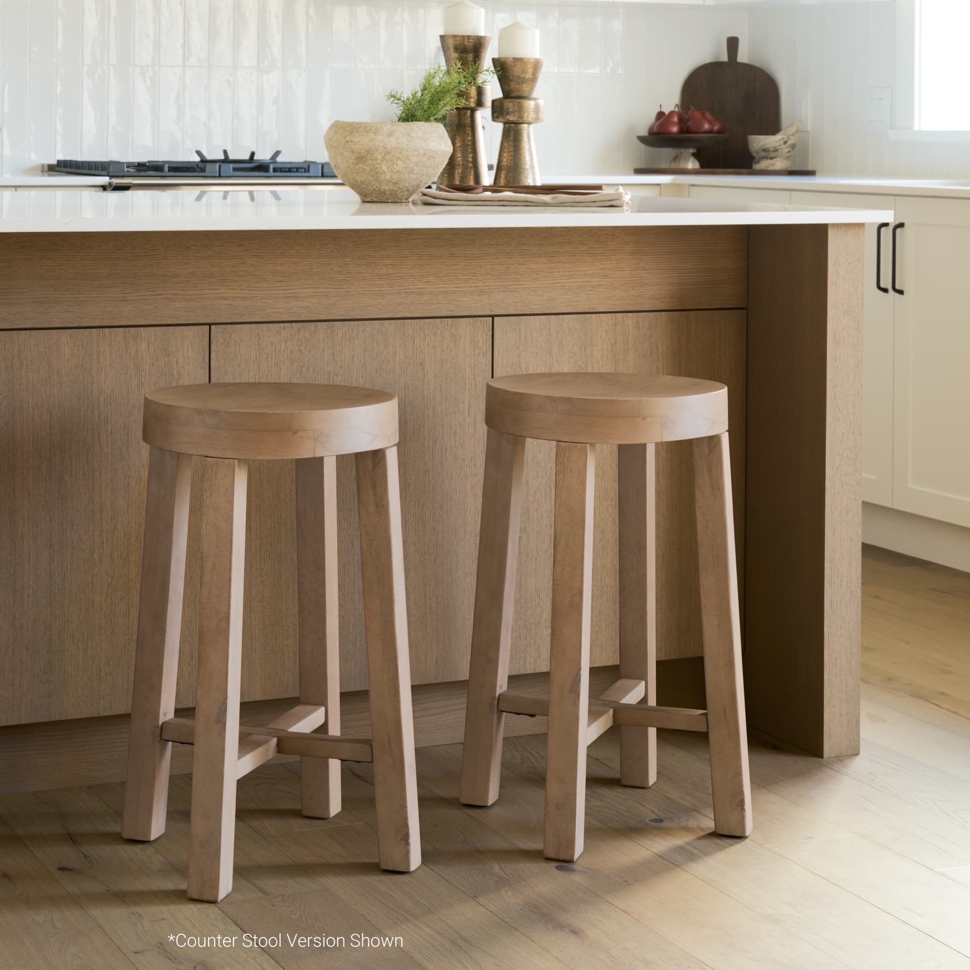 Brahma Backless 30in Seat Bar Stool | White Washed Wood — product photograph