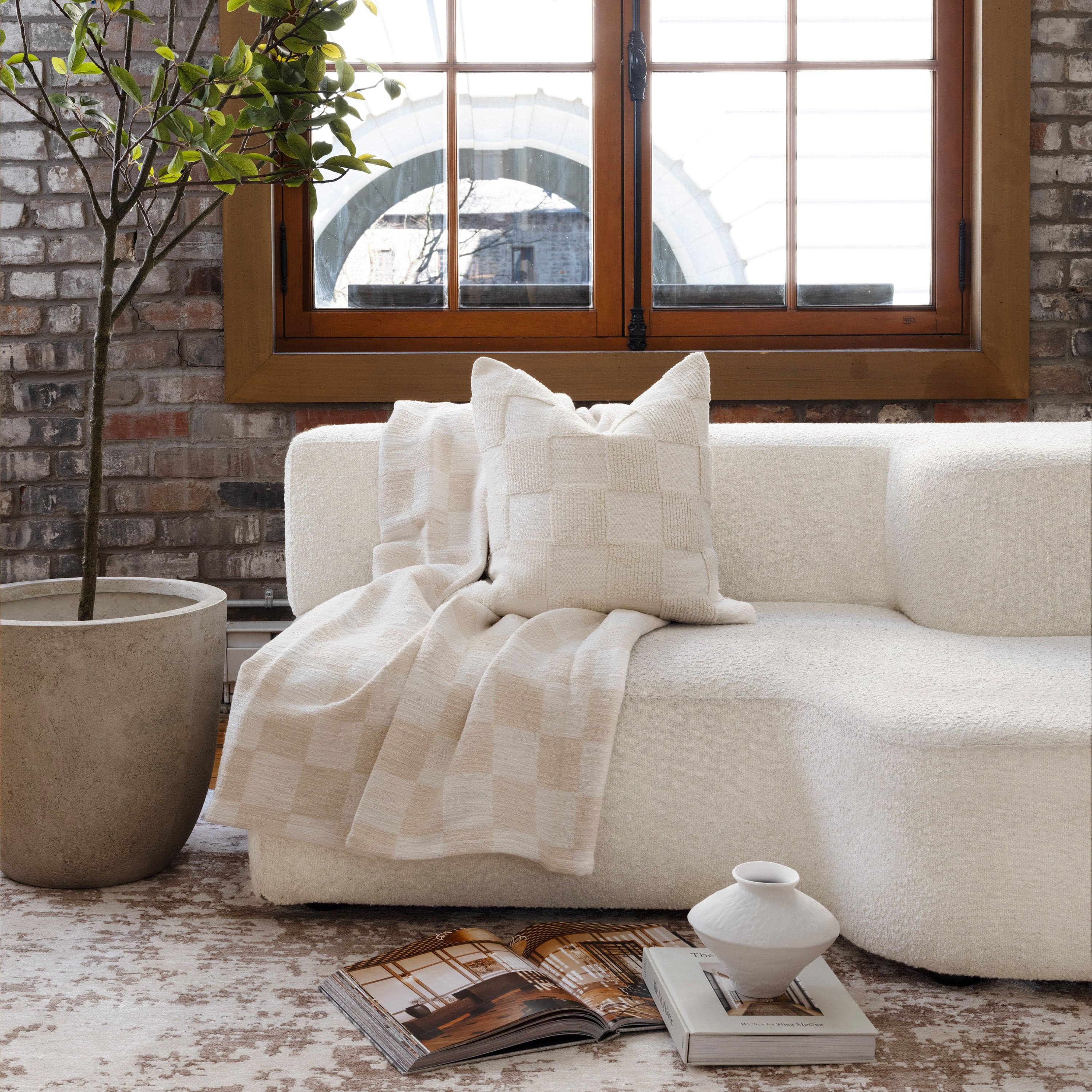 Grandi — product photograph