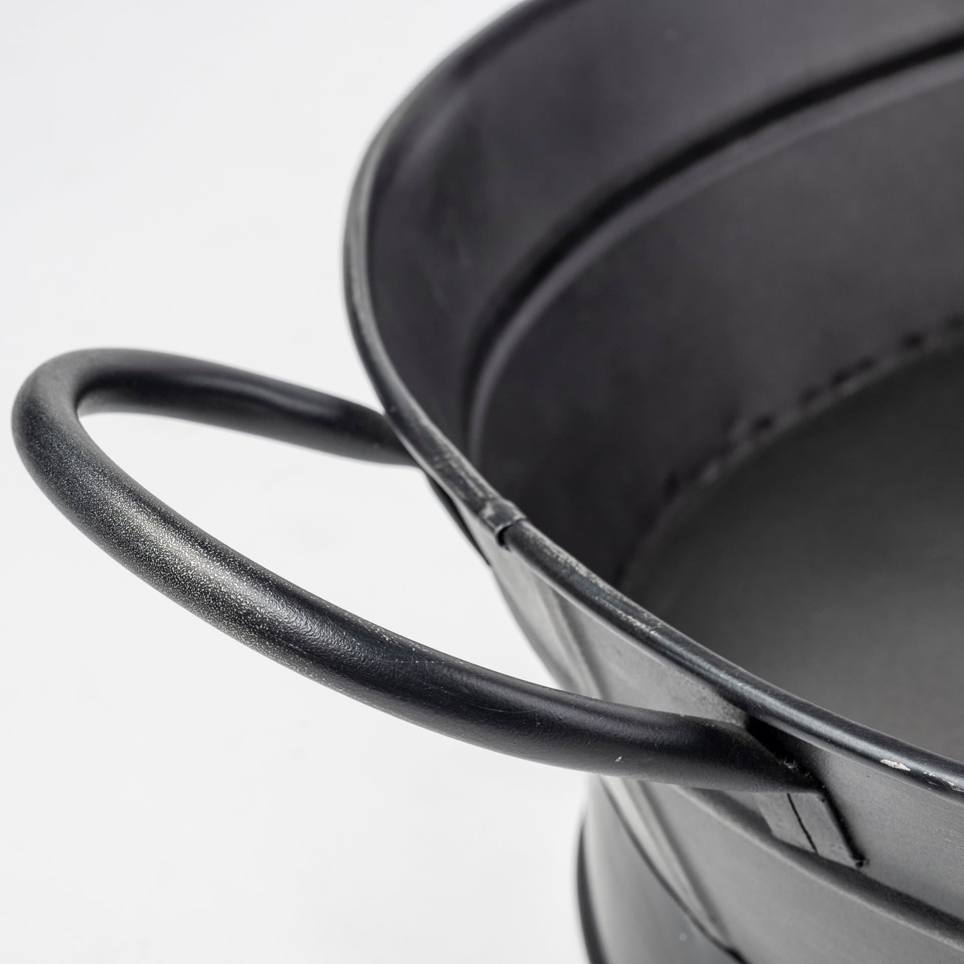 Reno 20L x 14W Black Metal Vintage Inspired Basket — product photograph