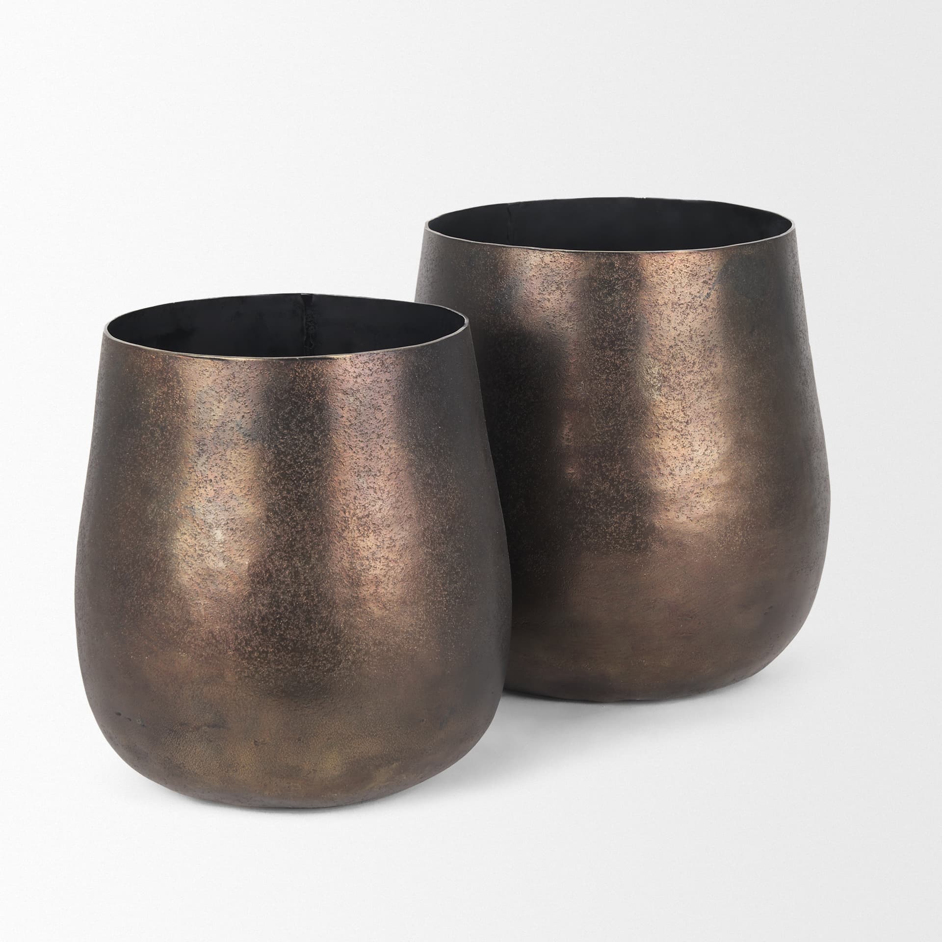 Quade Small Gold Metal Planter — product photograph