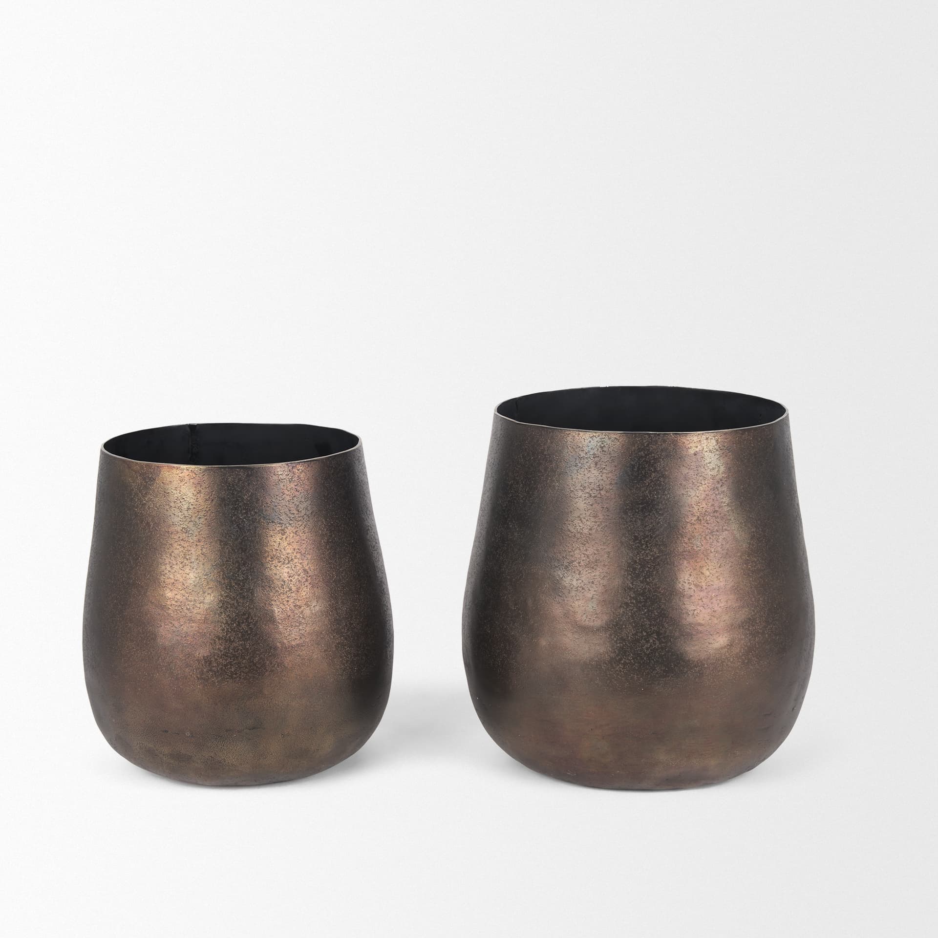 Quade Small Gold Metal Planter — product photograph