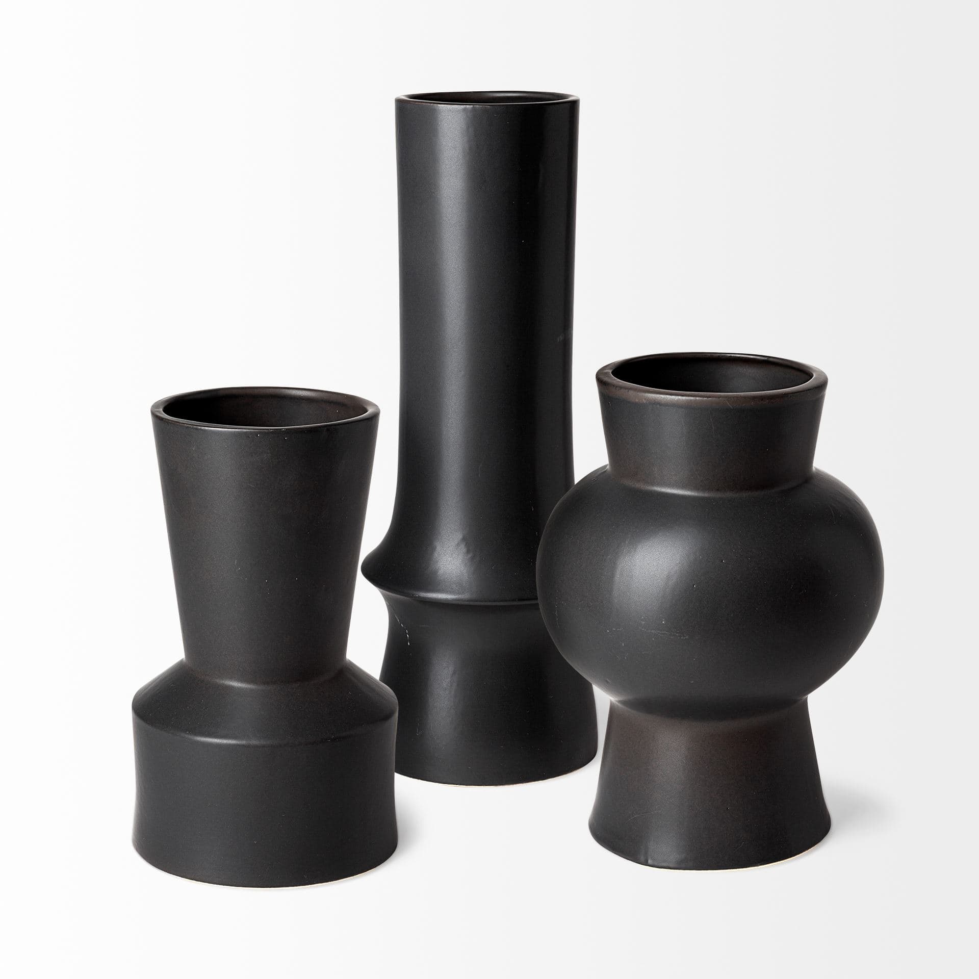 Laforge Black Ceramic Vase — product photograph