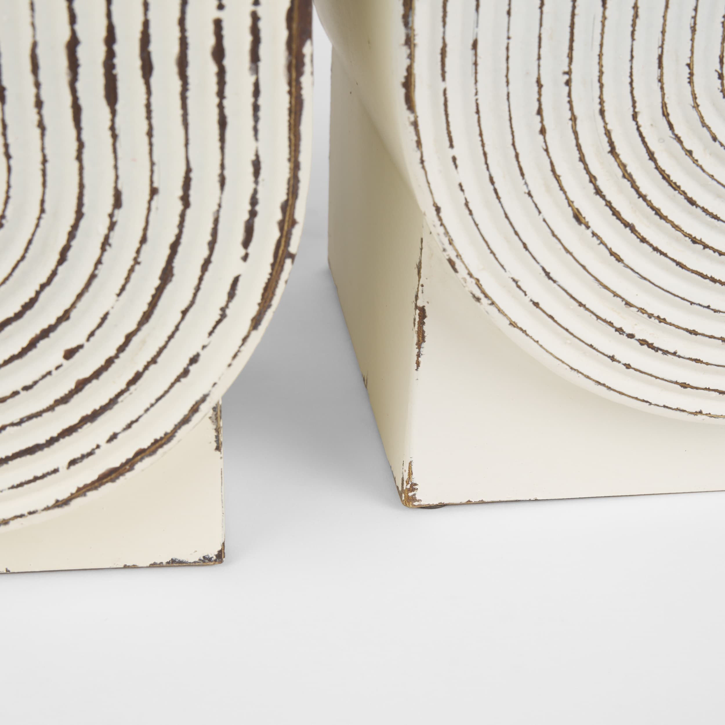 Medina Off White w/ Gold Antiquing Metal Planters (Set of 2) — product photograph