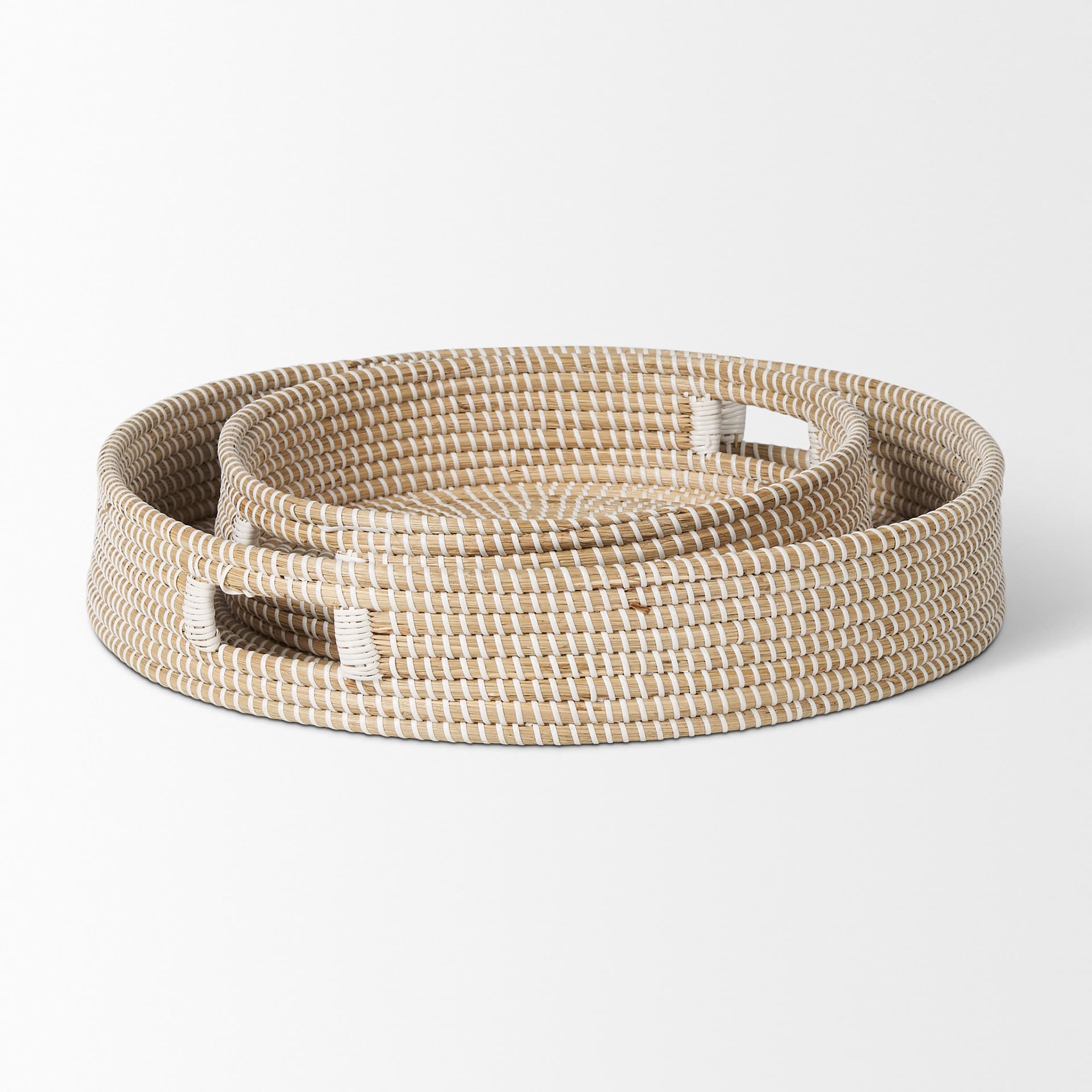 Kalama Set of 2 Large Round Seagrass Trays w/ Handles — product photograph