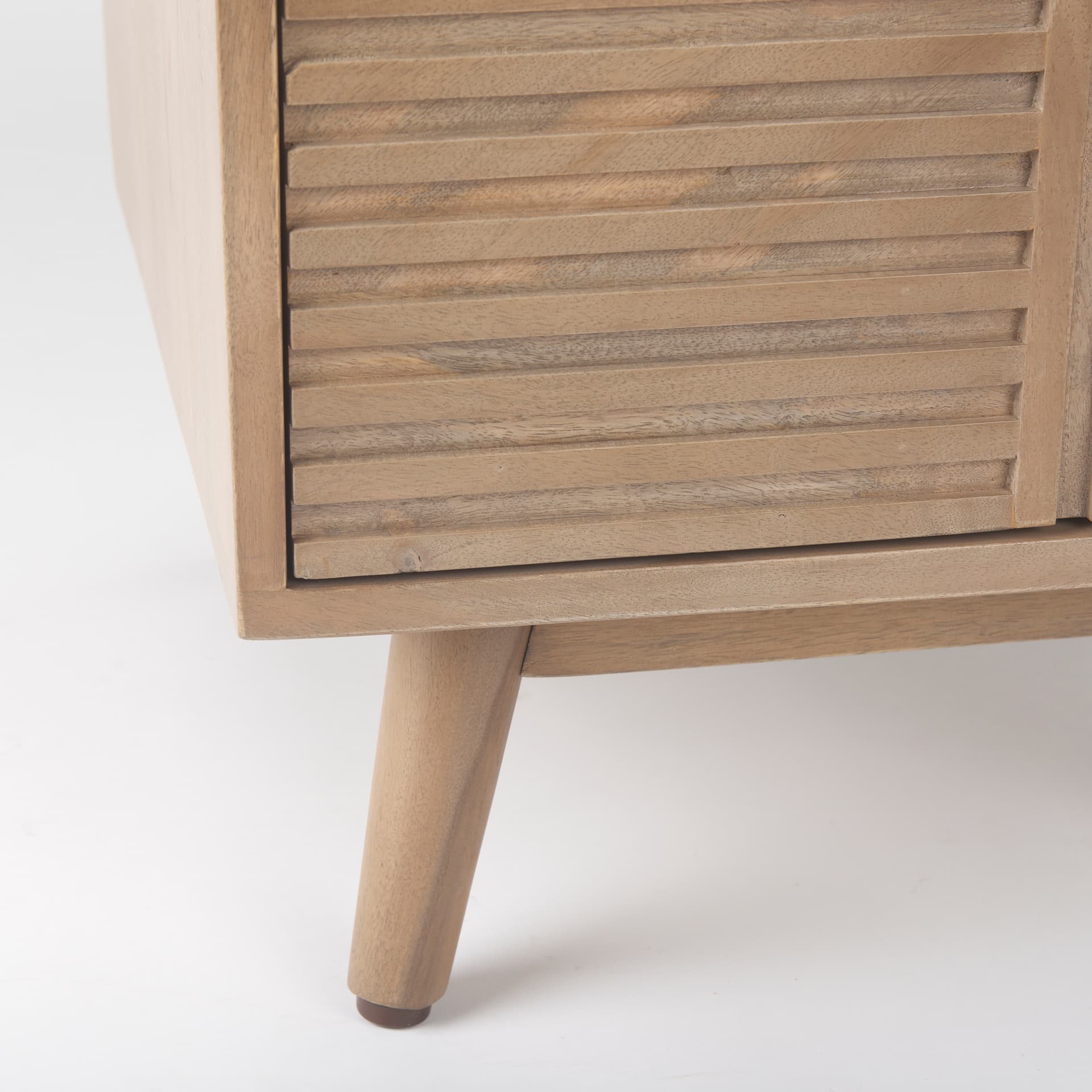 Sable 19.0L x 19.0W x 21.5H Light Brown Wood Side Table — product photograph